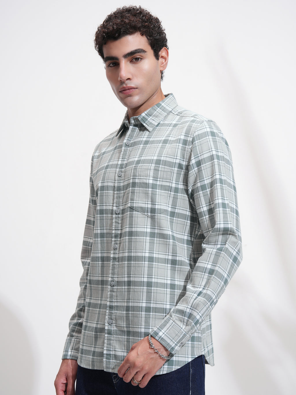 Highlander Men Grey Checked Slim Fit Casual Shirt - Grey - Image 4