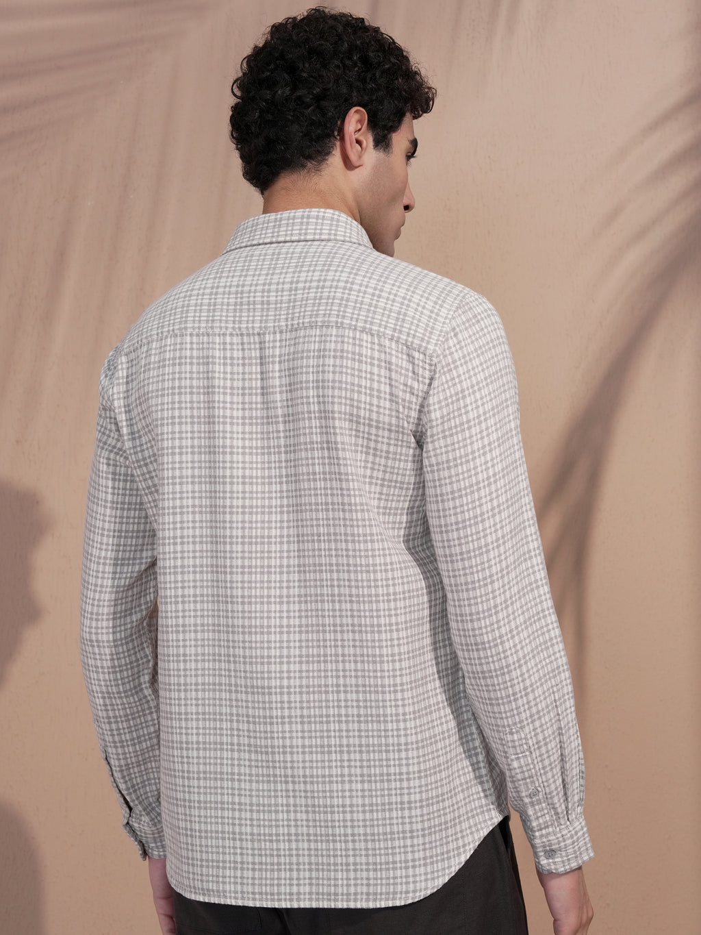 Highlander Men Grey Checked Slim Fit Casual Shirt - Grey - Image 3