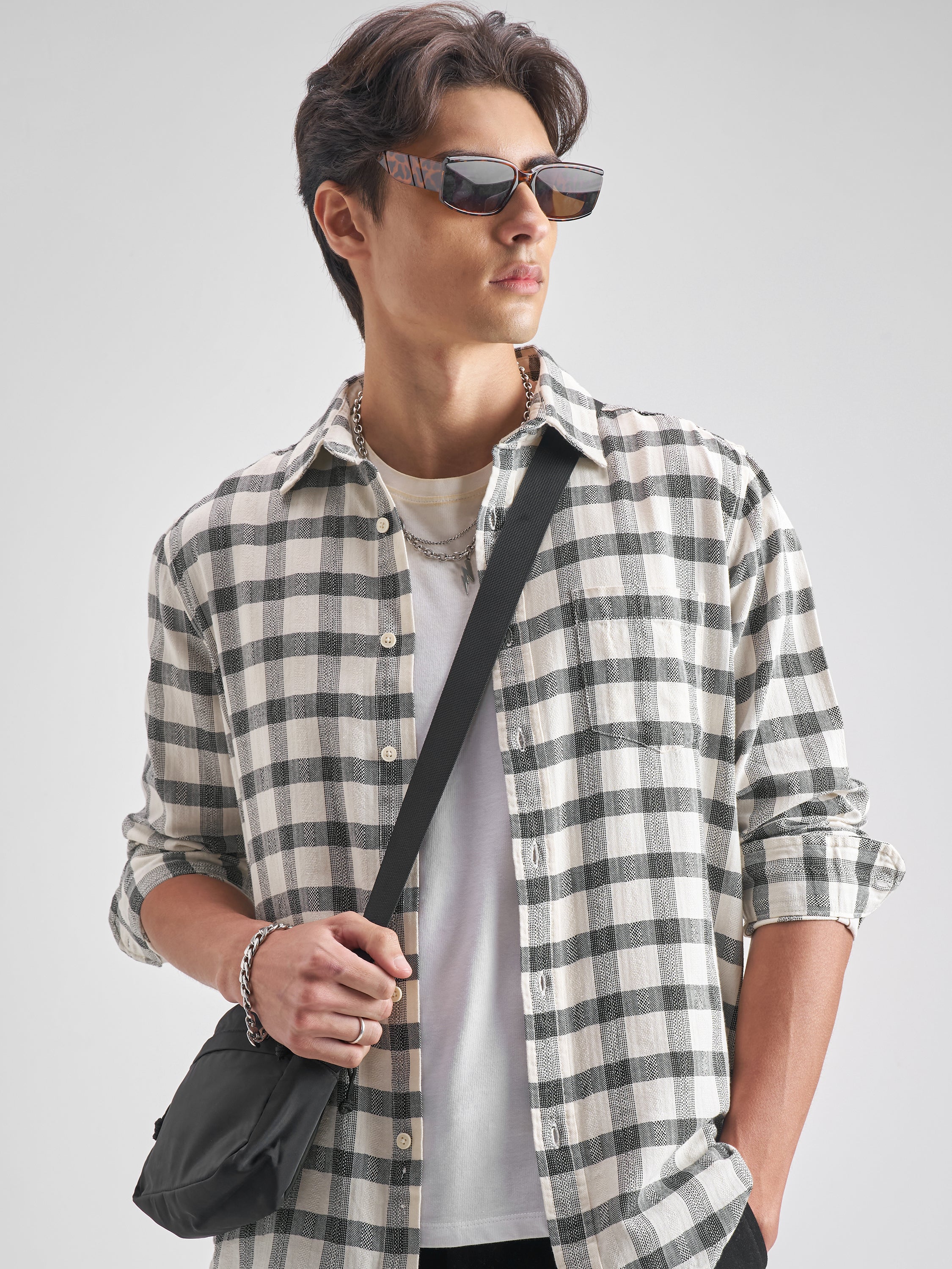 Highlander Men Off White Checked Regular Fit Casual shirt - Off White - Image 1