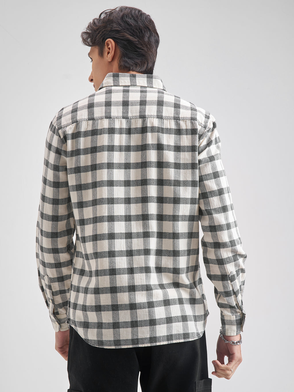 Highlander Men Off White Checked Regular Fit Casual shirt - Off White - Image 3