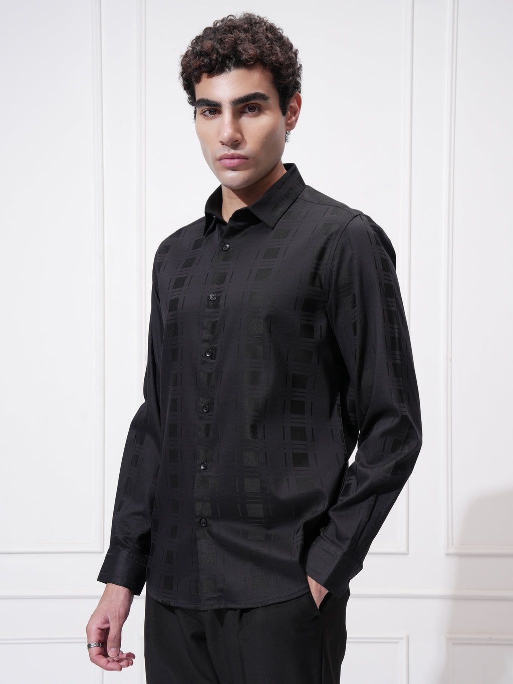 Highlander Men Black Checked Slim Fit Casual Shirt - Black - Image 4
