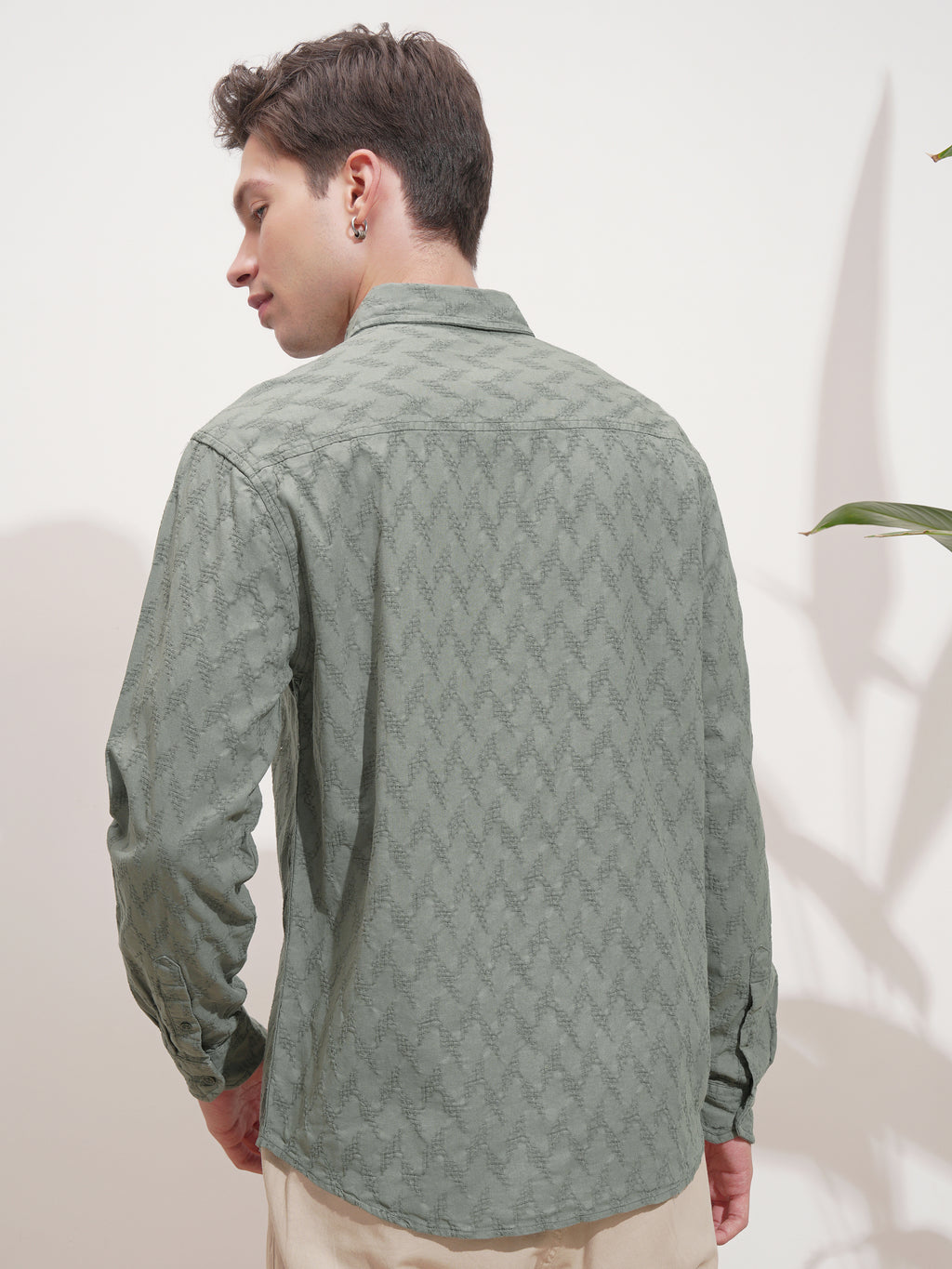 Highlander Men Green Self Design Relaxed Fit Casual Shirt - Green - Image 3