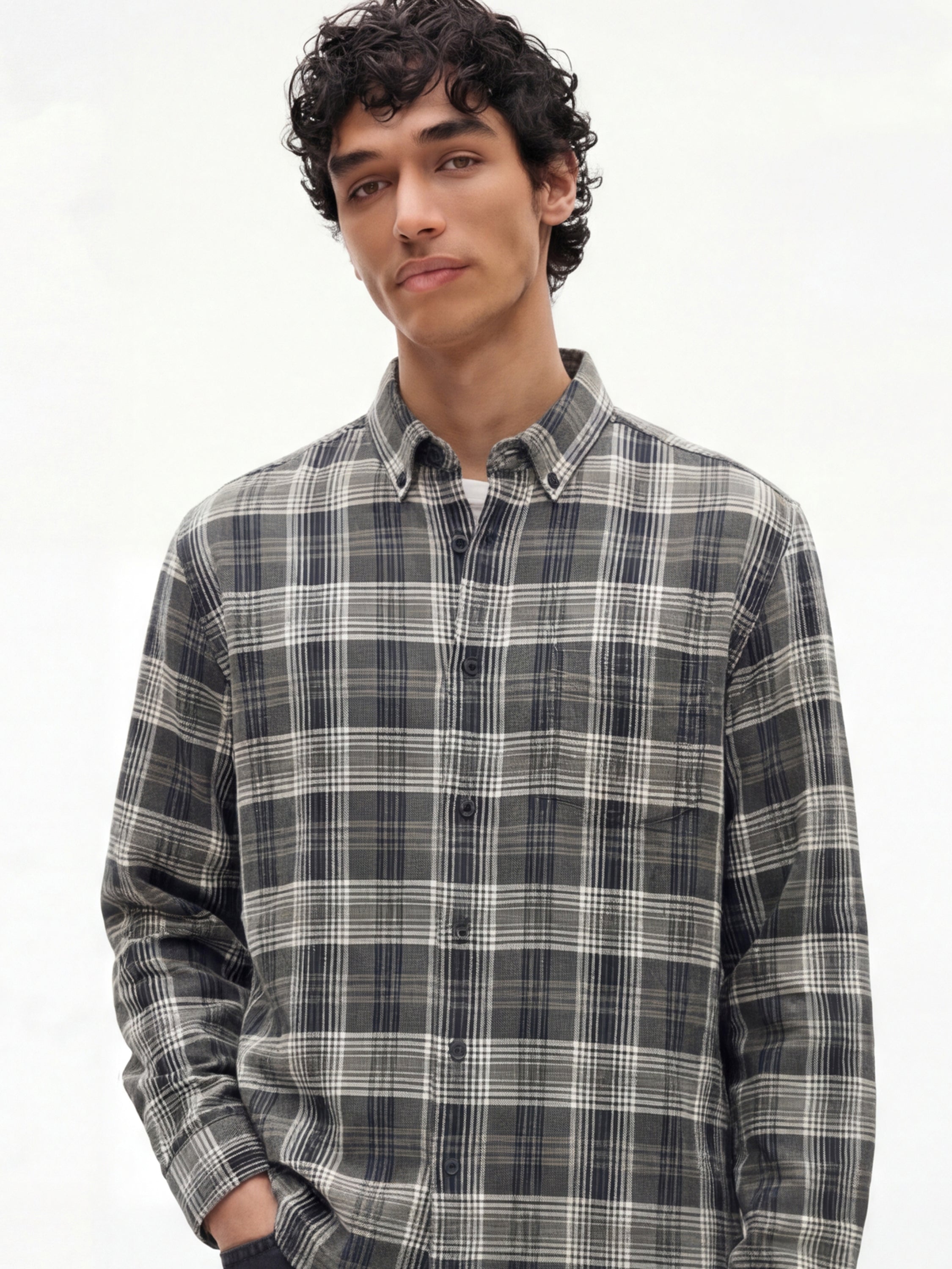 Highlander Men Grey Checked Relaxed Fit Casual Shirt - Grey - Image 1
