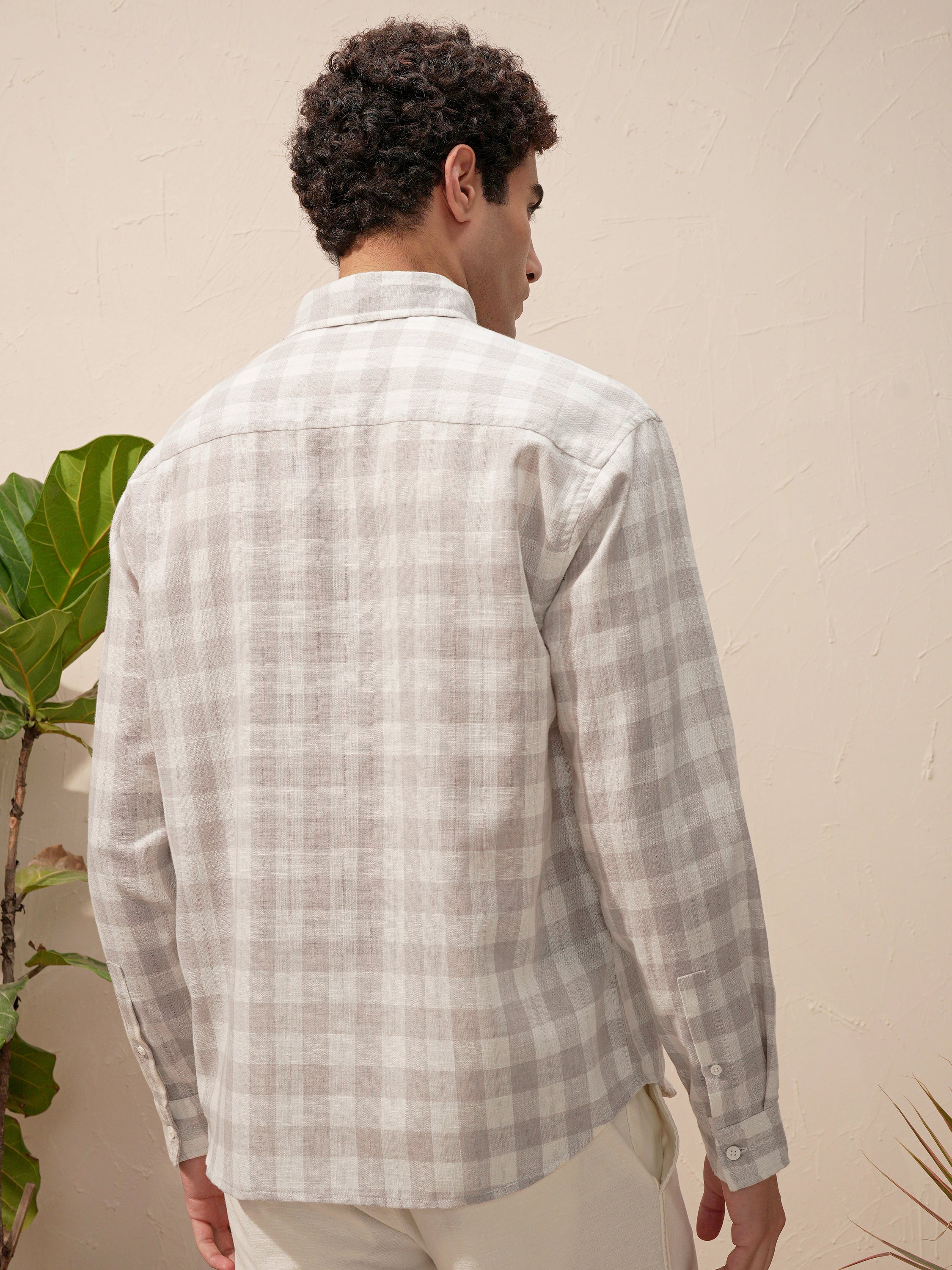Highlander Men Grey Checked Relaxed Fit Casual Shirt - Grey - Image 3