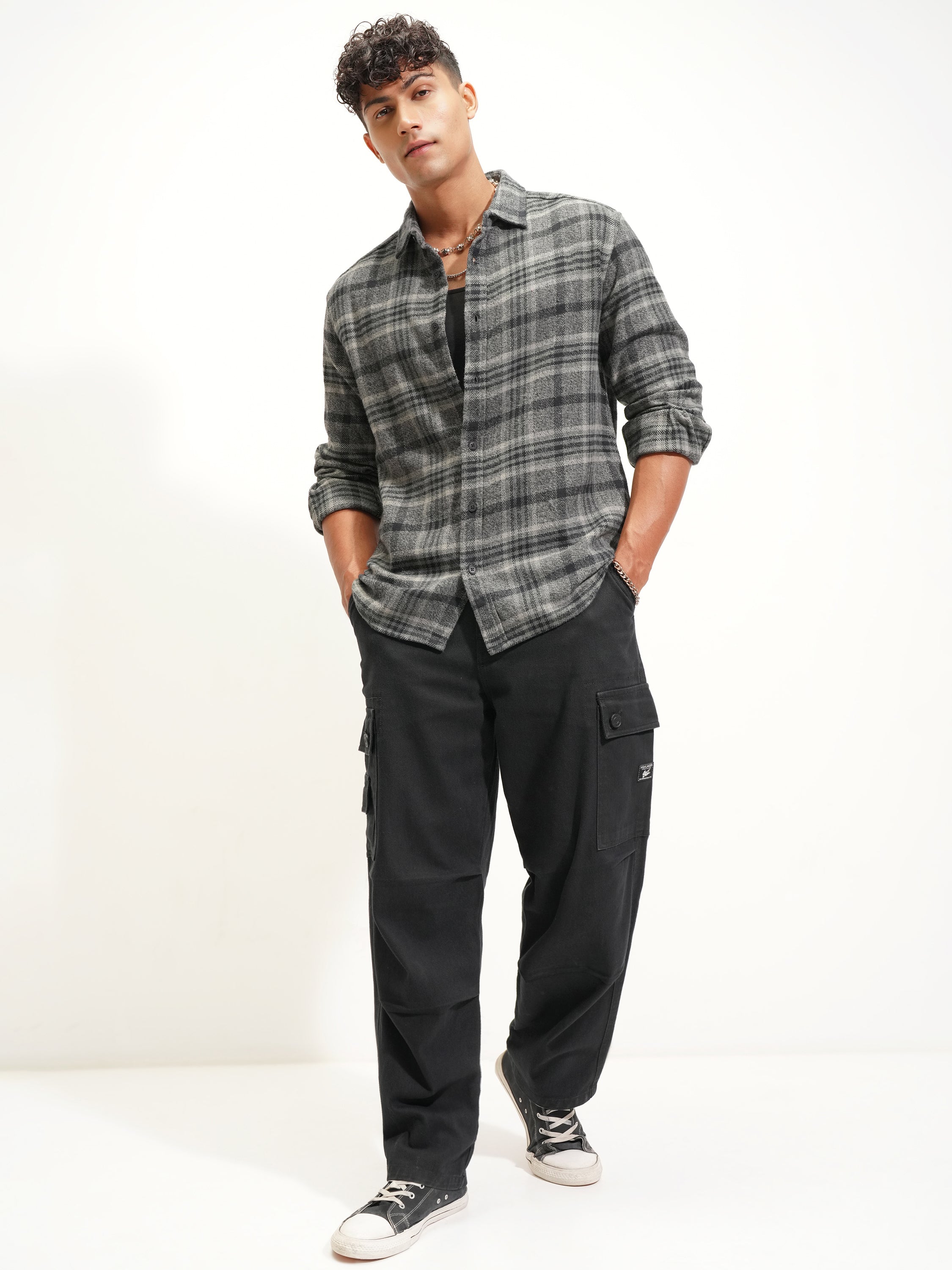 Highlander Men Grey Checked Relaxed Fit Casual Shirt - Grey - Image 2