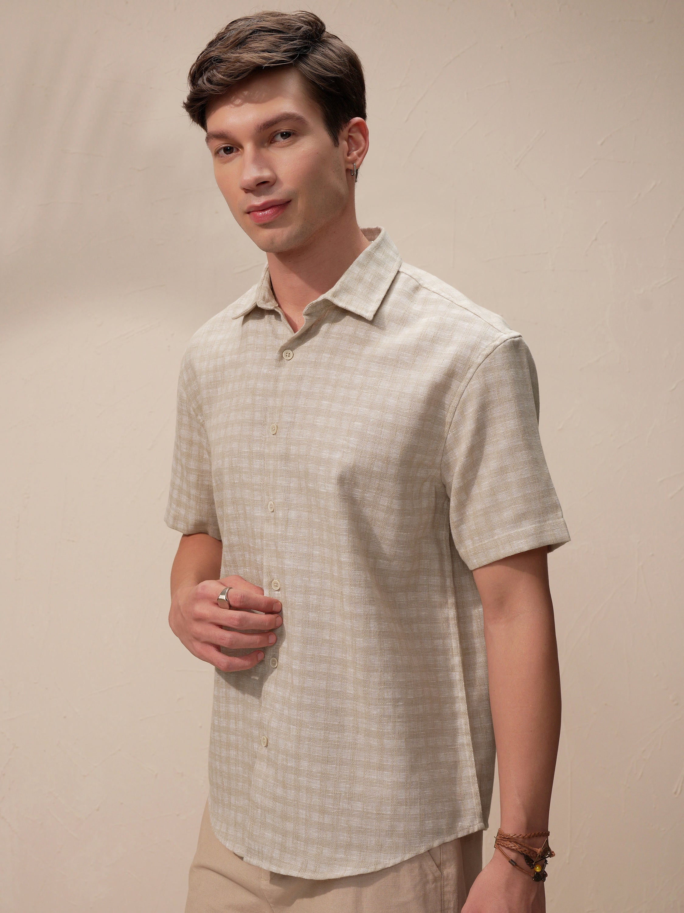 Highlander Men Beige Checked Relaxed Fit Casual Shirt - Beige - Image 4