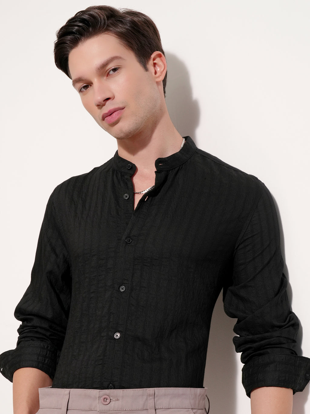 Highlander Men Black Striped Slim Fit Casual Shirt - Black - Image 1
