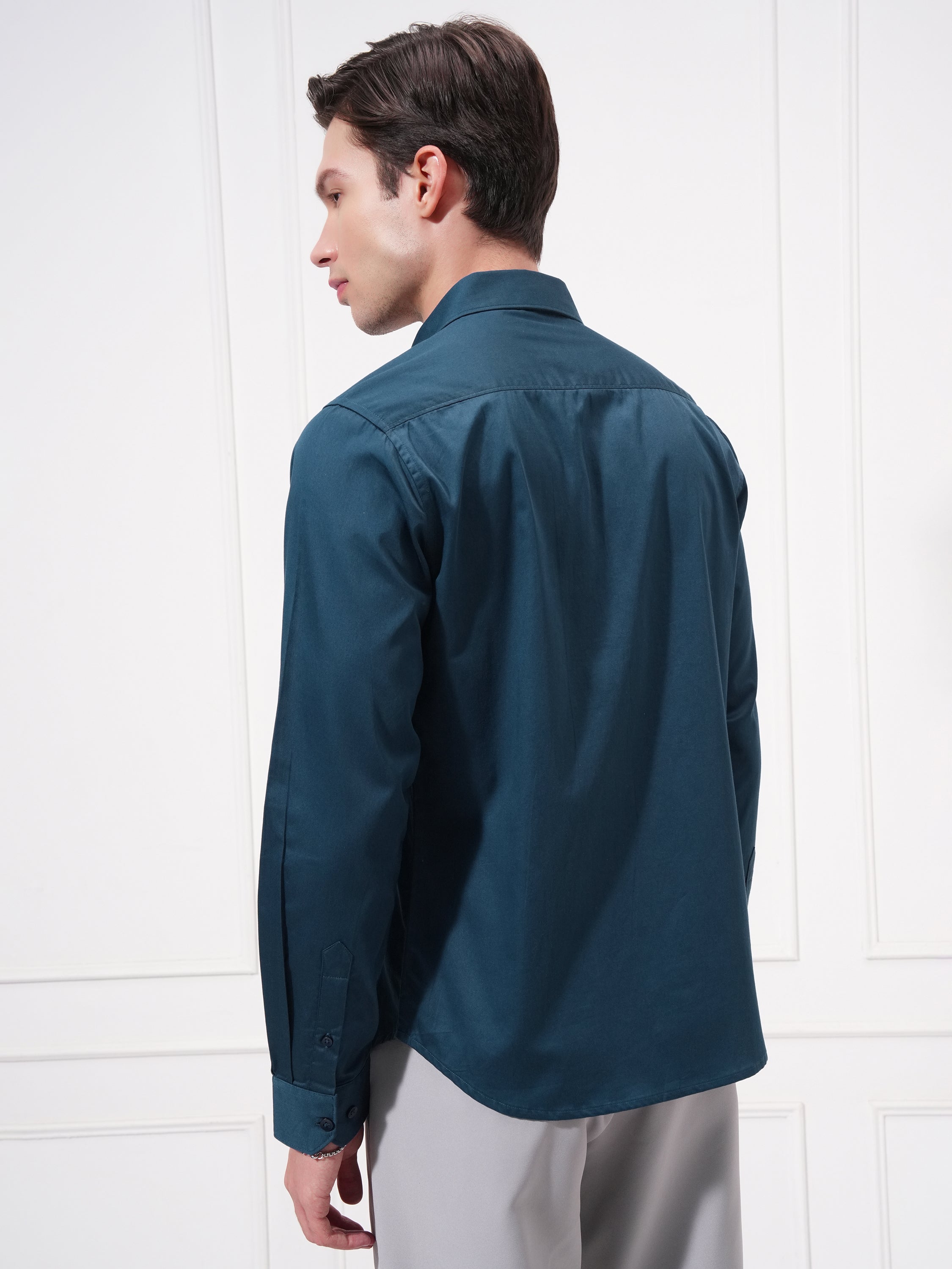 Highlander Men Teal Solid Slim Fit Casual Shirt - Teal - Image 3