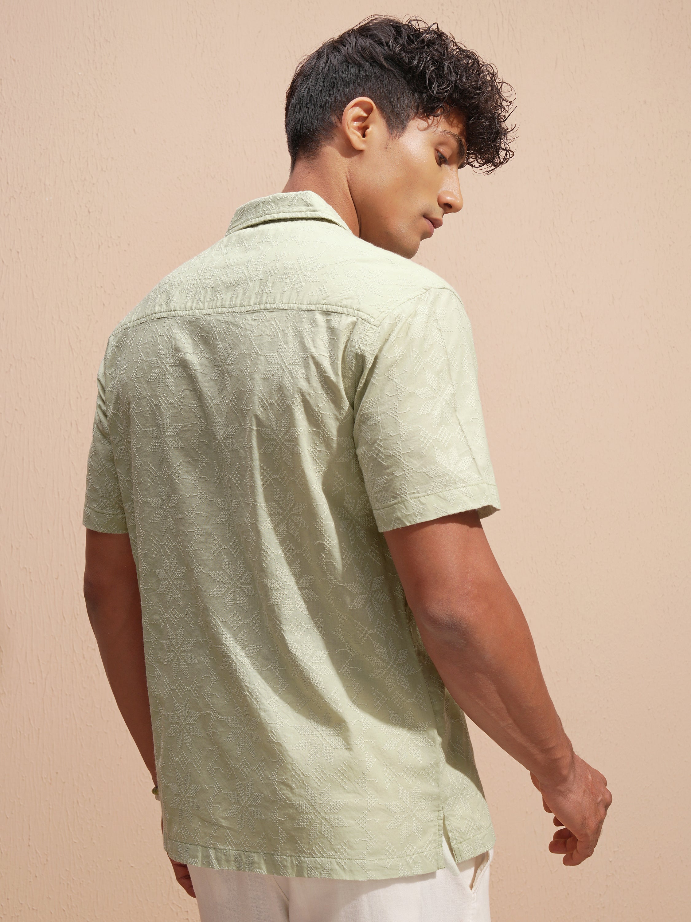 Highlander Men Green Self Design Relaxed Fit Casual Shirt - Green - Image 3