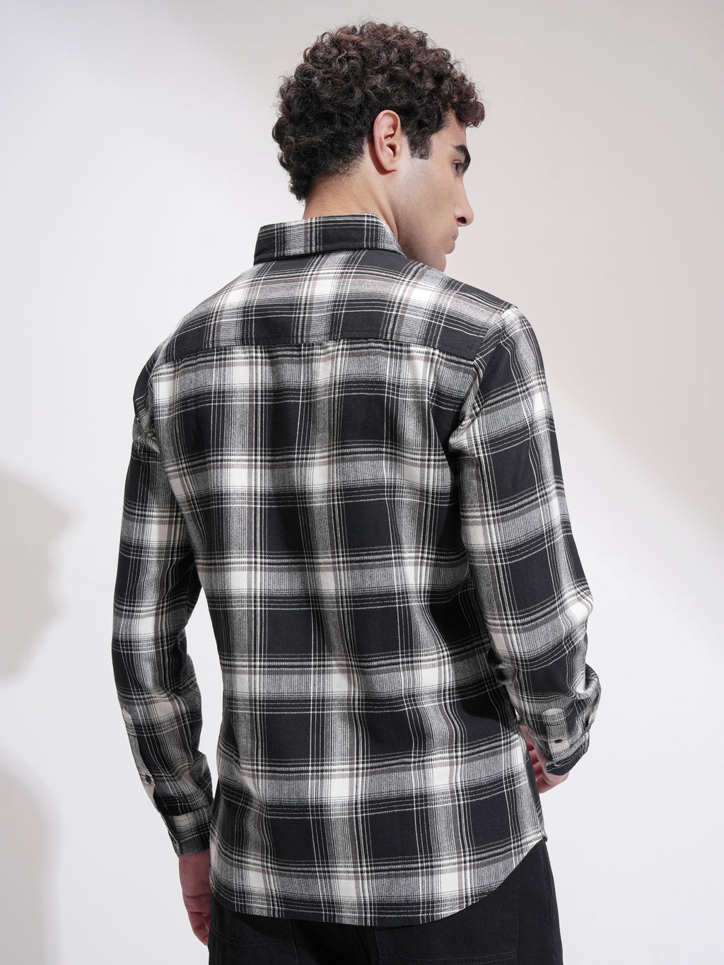 Highlander Men Black Checked Slim Fit Casual Shirt - Black - Image 3