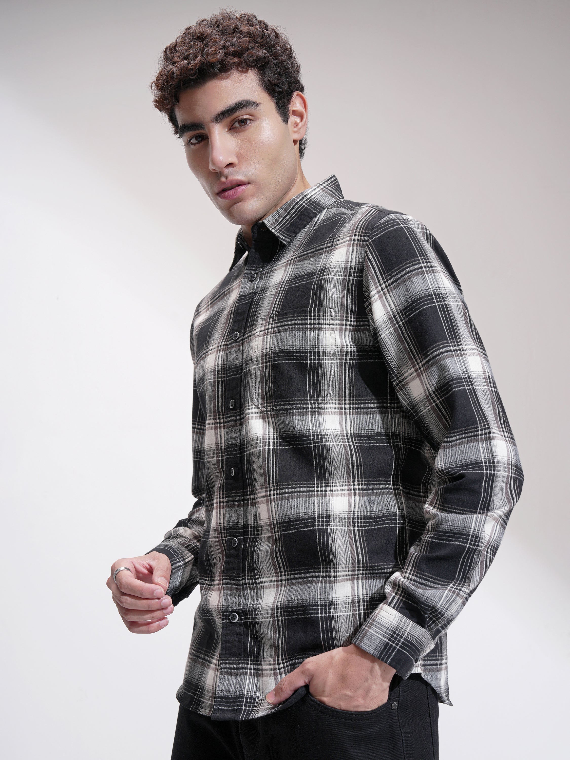 Highlander Men Black Checked Slim Fit Casual Shirt - Black - Image 4