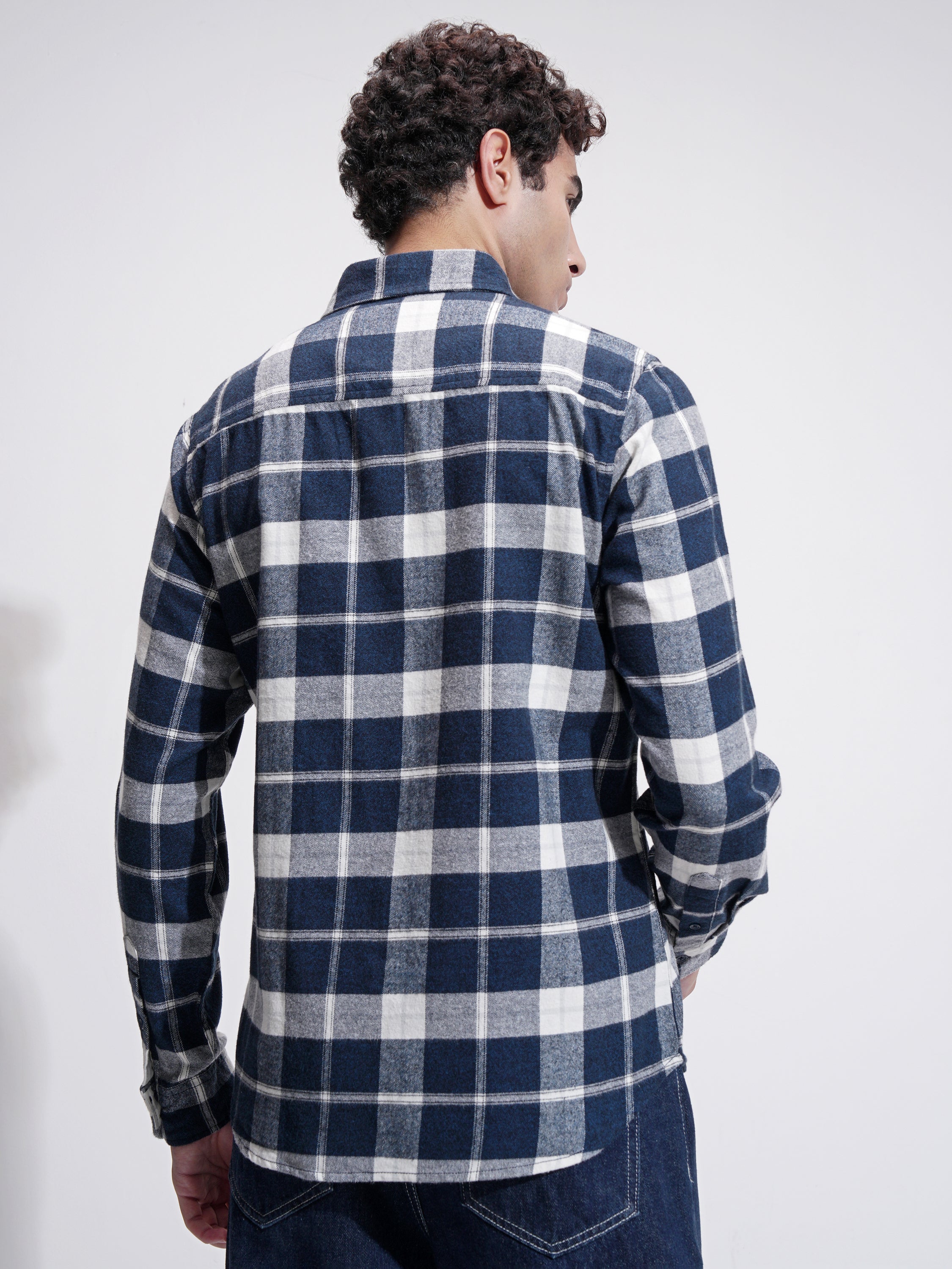 Highlander Men Navy Blue Checked Slim Fit Casual Shirt - Navy Blue - Image 3