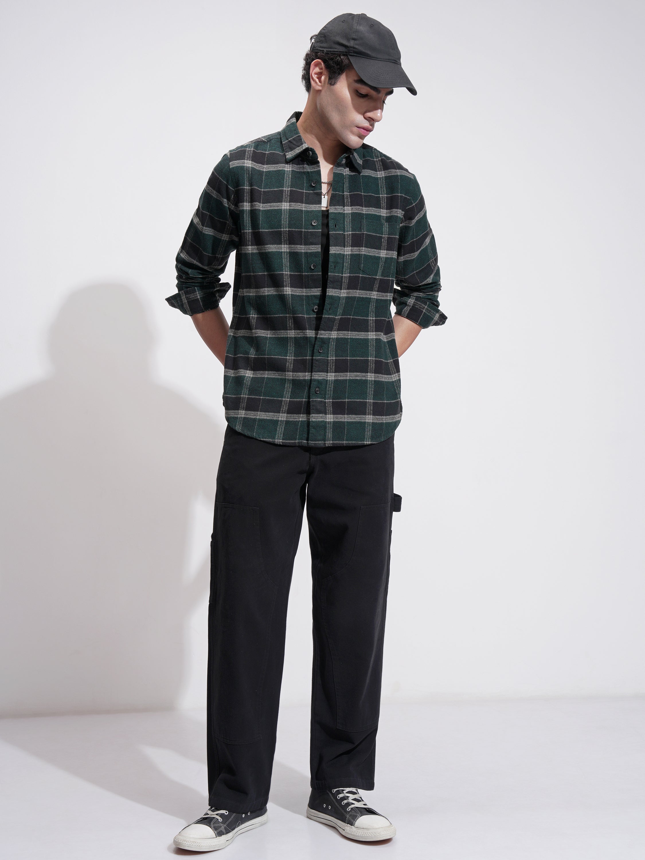 Highlander Men Green Checked Slim Fit Casual Shirt - Green - Image 2