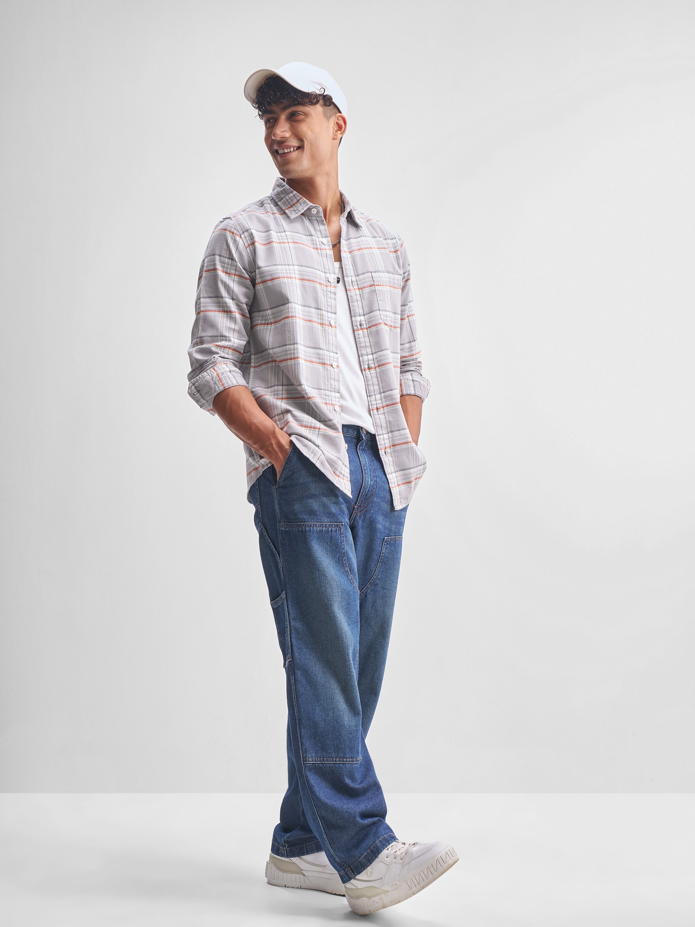 Highlander Men Grey Checked Slim Fit Casual Shirt - Grey - Image 2