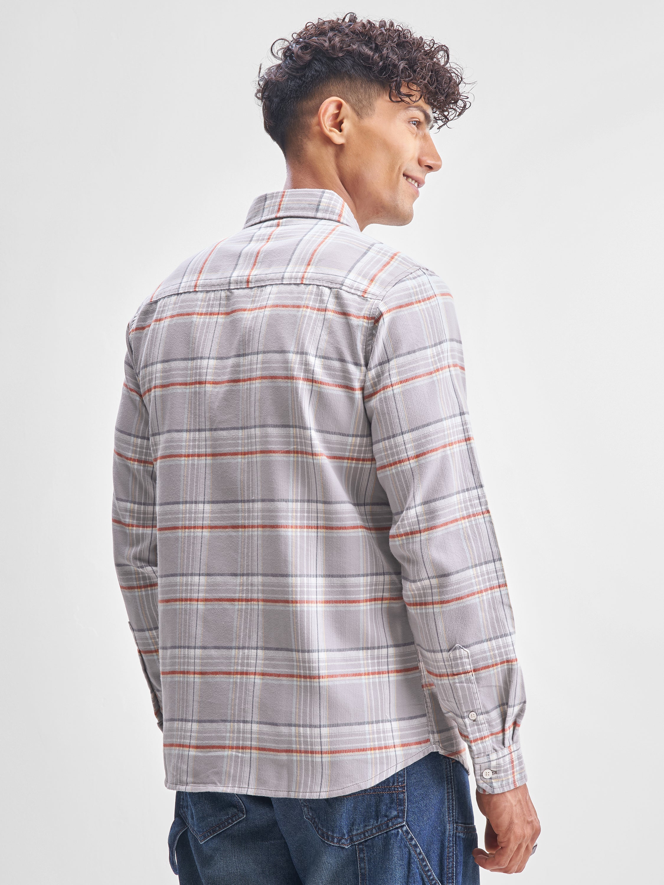 Highlander Men Grey Checked Slim Fit Casual Shirt - Grey - Image 3