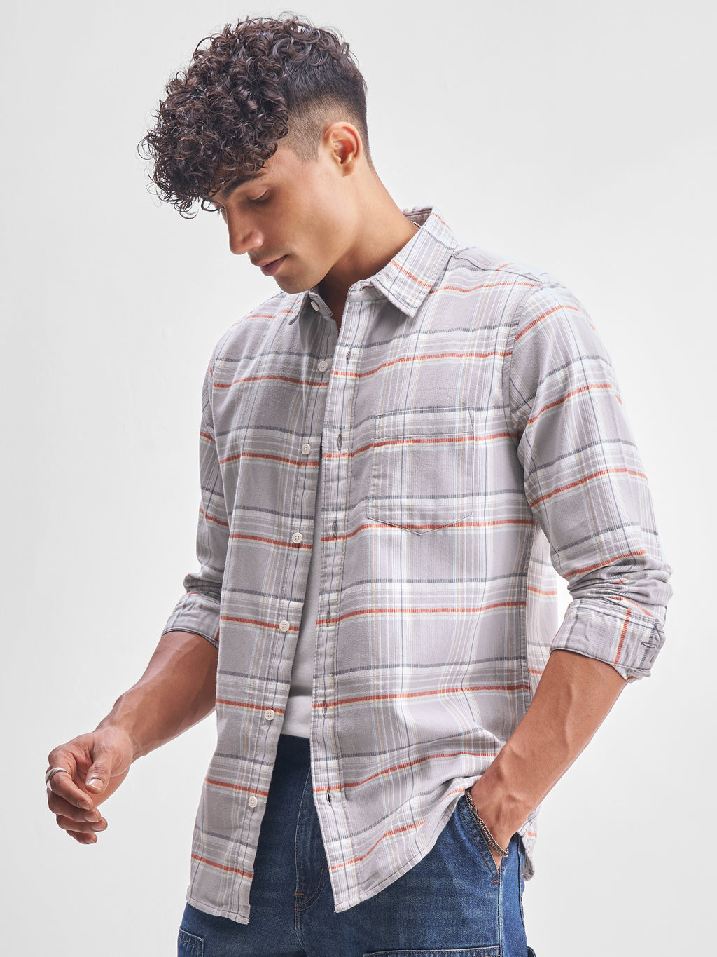 Highlander Men Grey Checked Slim Fit Casual Shirt - Grey - Image 4