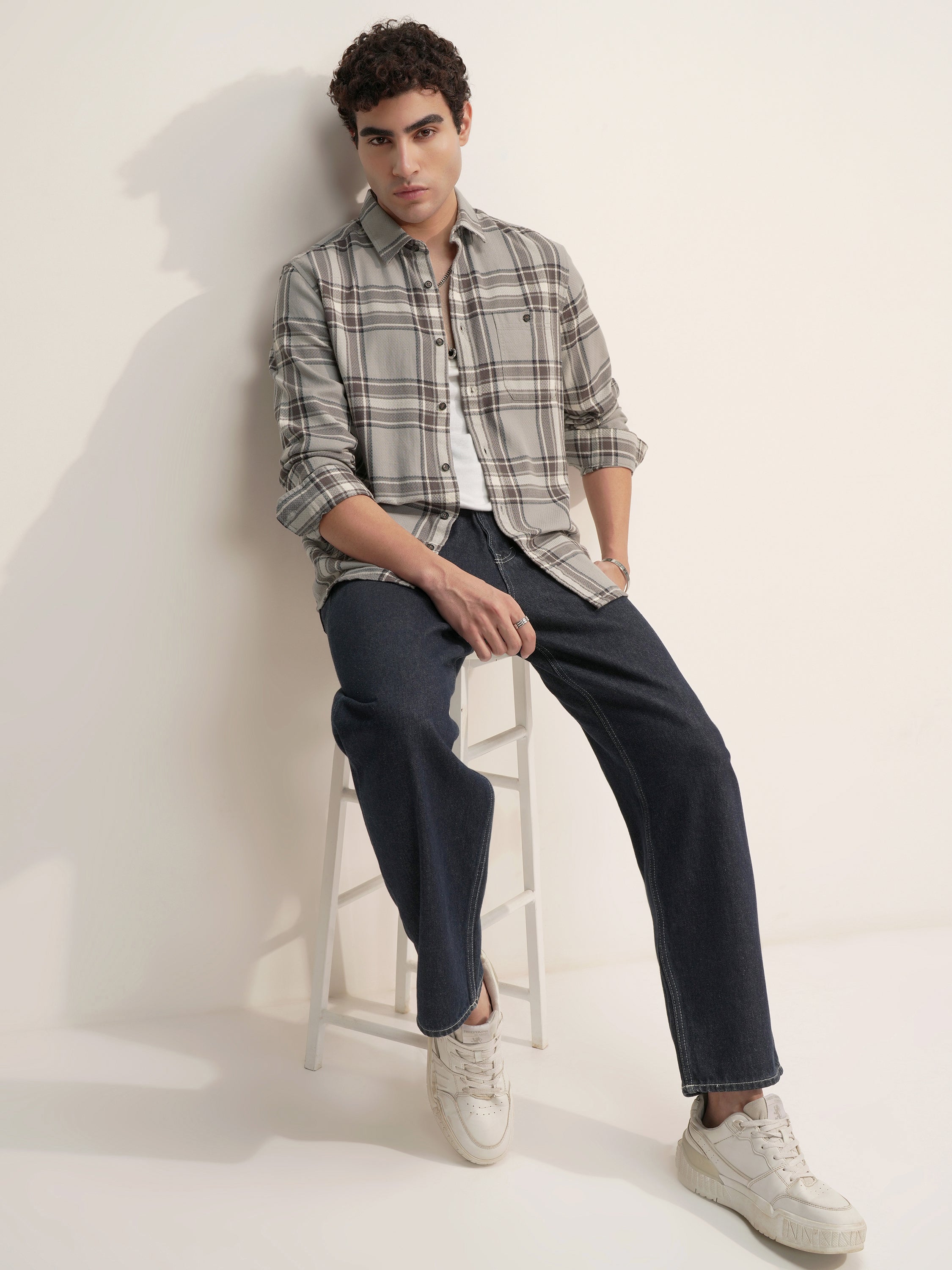 Highlander Men Grey Checked Slim Fit Casual Shirt - Grey - Image 2