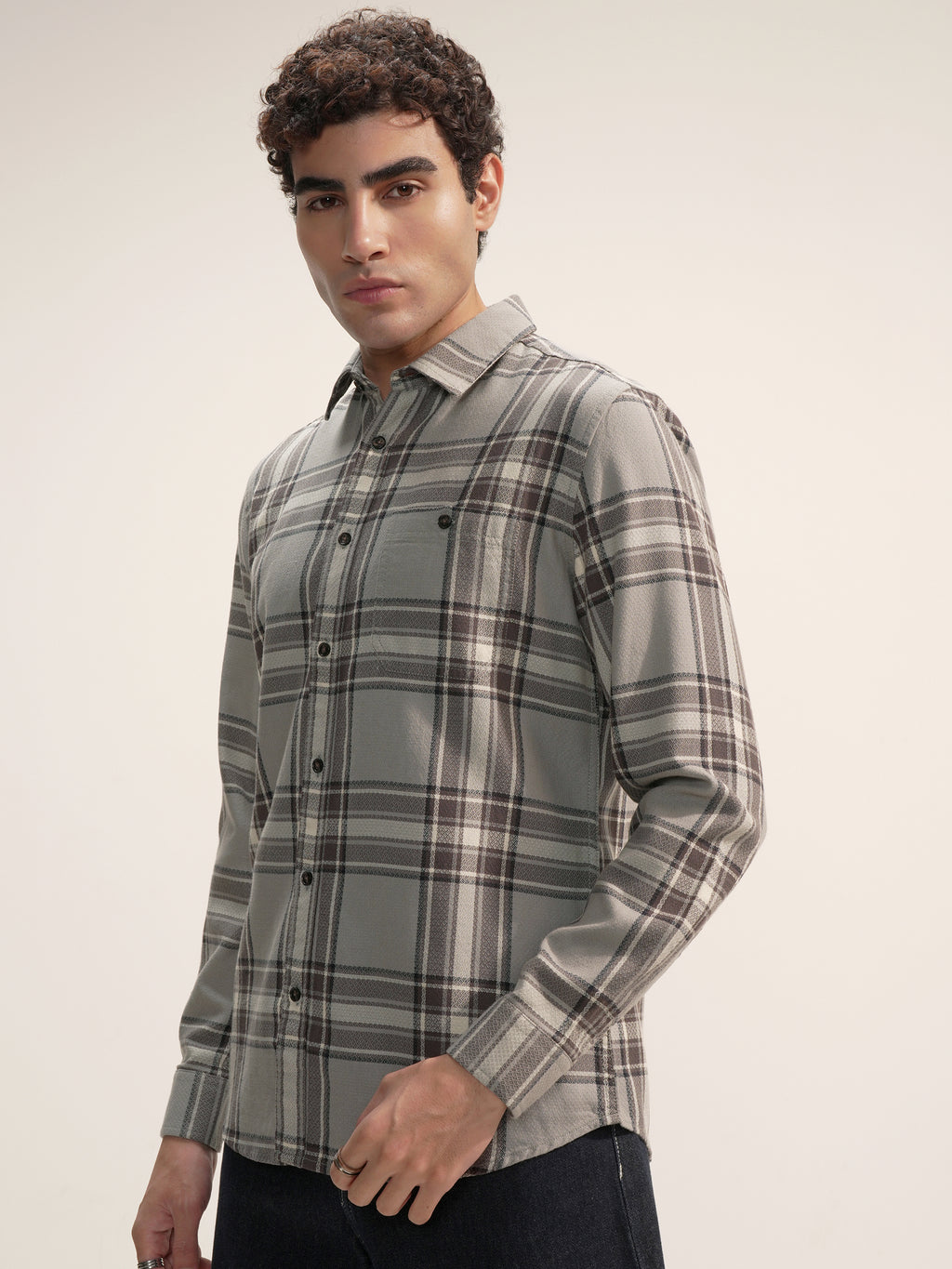 Highlander Men Grey Checked Slim Fit Casual Shirt - Grey - Image 4