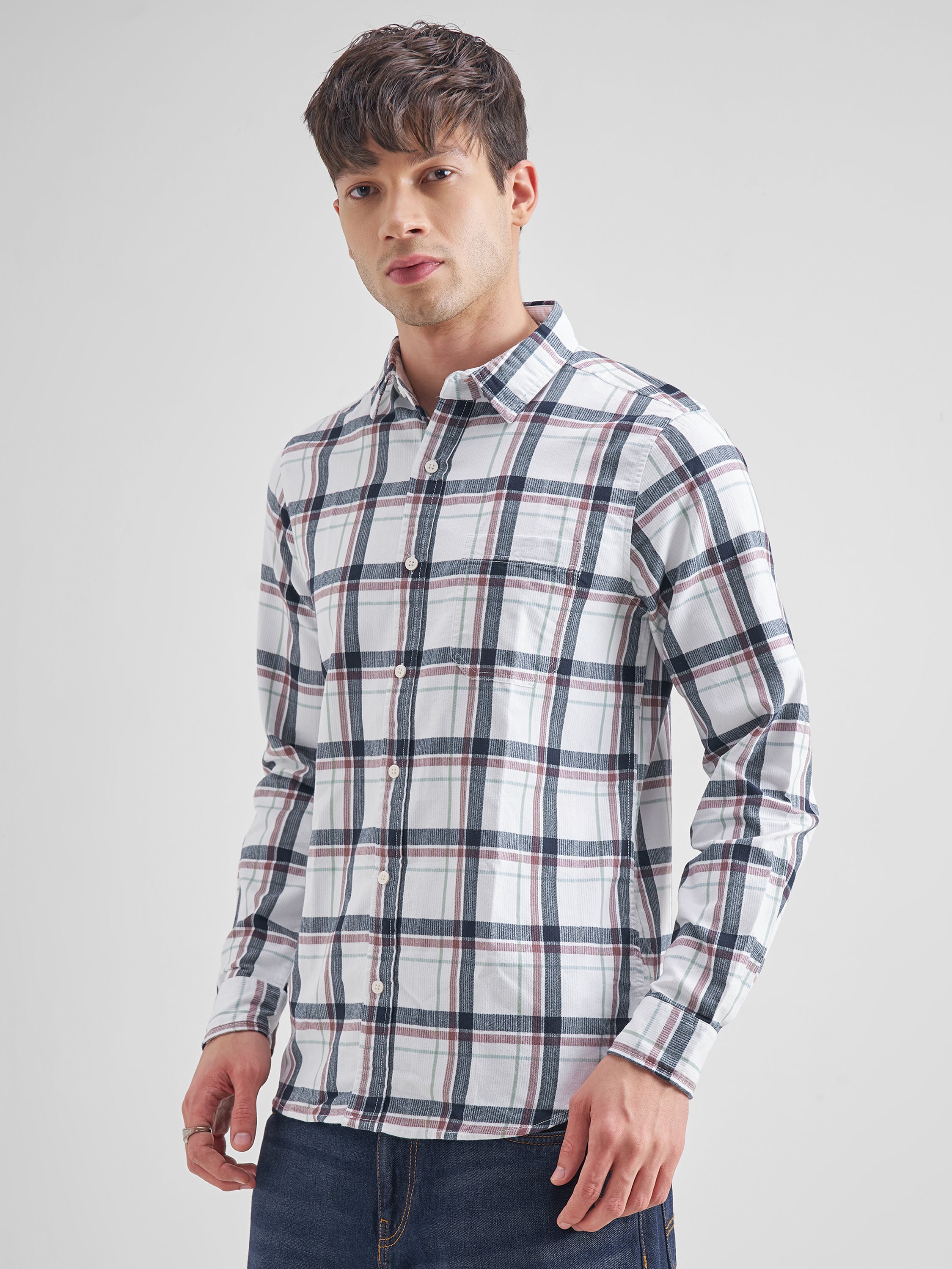 Highlander Men White Checked Slim Fit Casual Shirt - White - Image 4