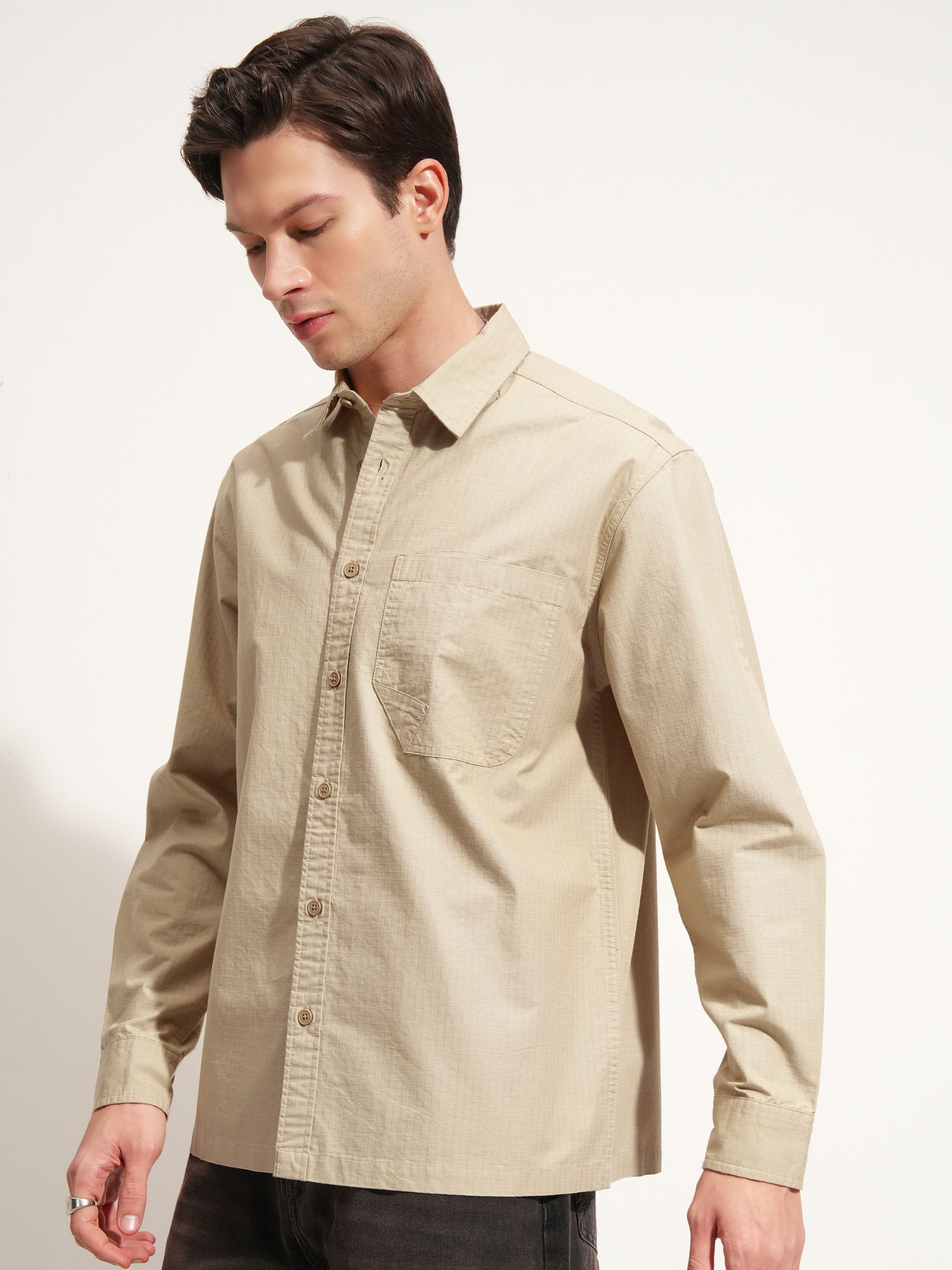 Highlander Men Beige Solid Oversized Fit Casual Shirt - Beige - Image 4