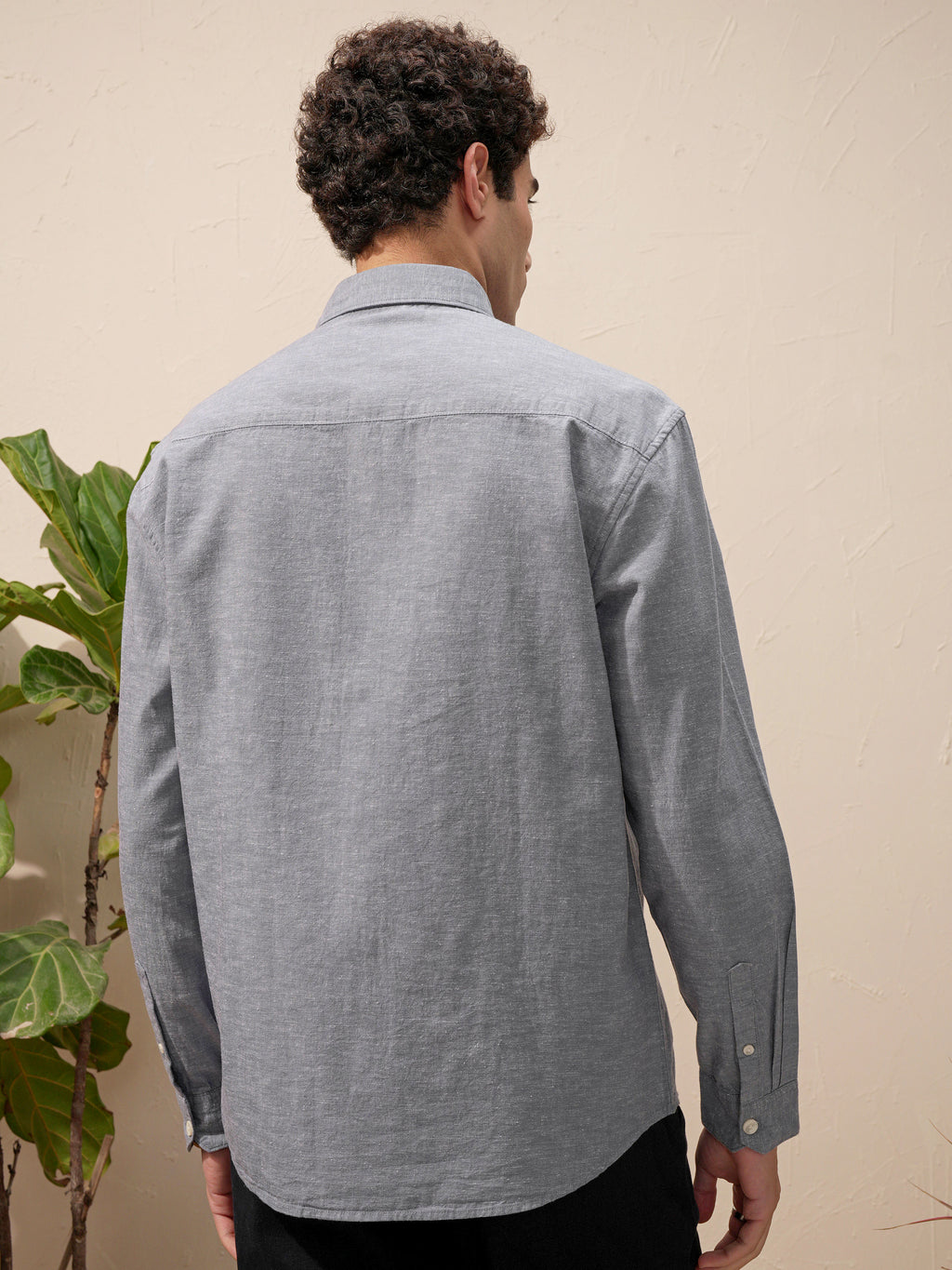 Highlander Men Blue Solid Relaxed Fit Casual Shirt - Blue - Image 3