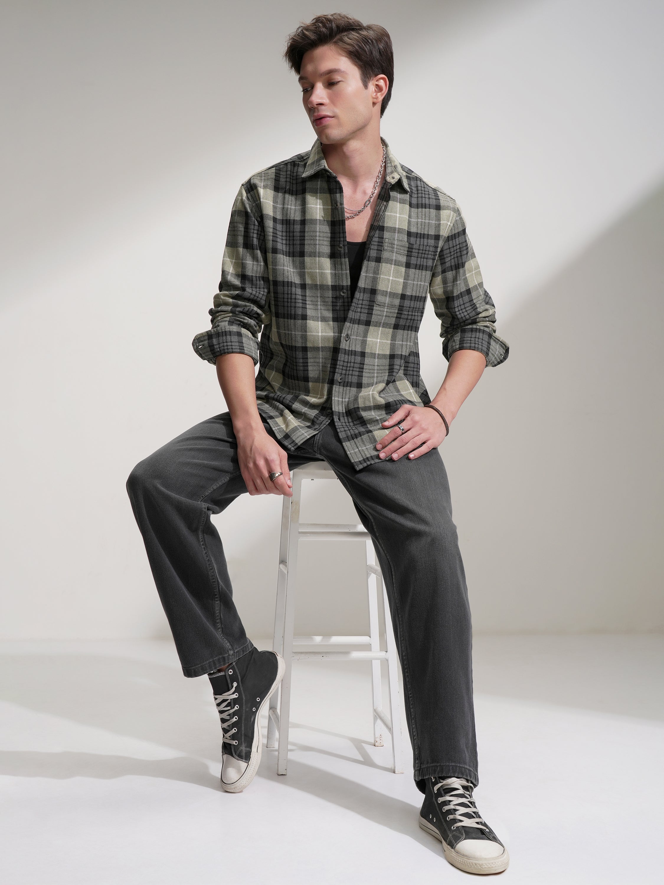 Highlander Men Olive Checked Relaxed Fit Casual Shirt - Olive - Image 2