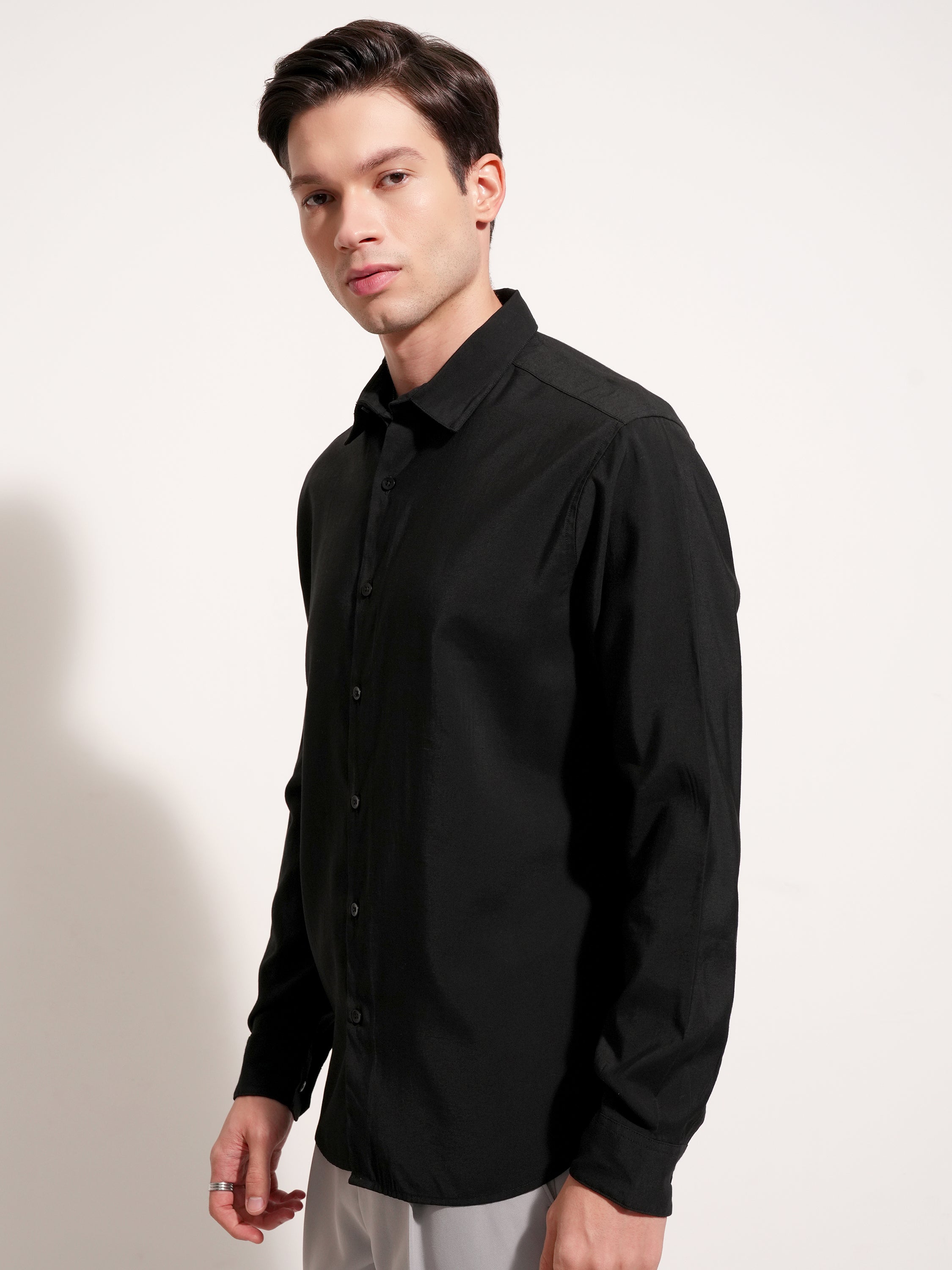 Highlander Men Black Solid Slim Fit Casual Shirt - Black - Image 6