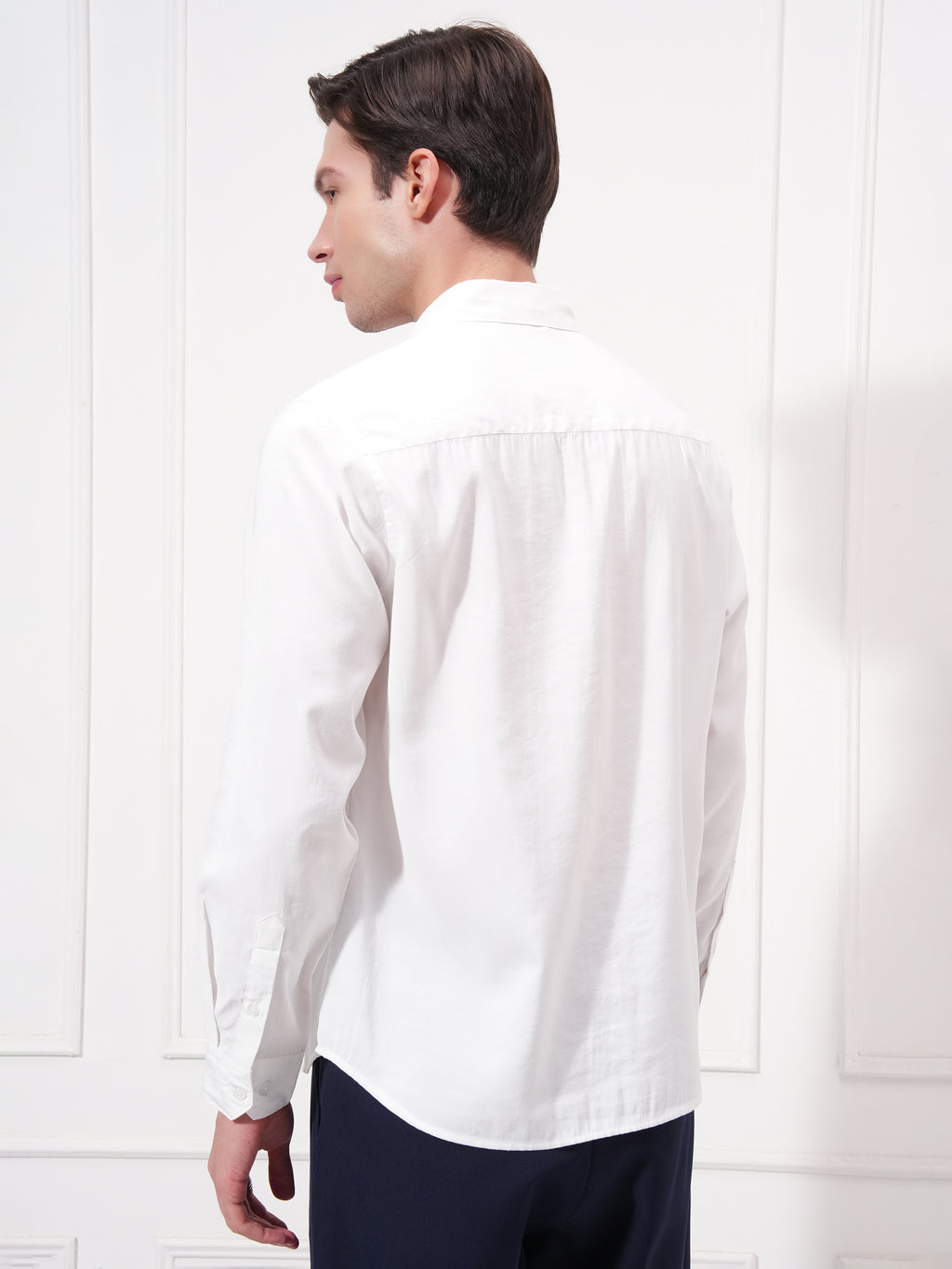 Highlander Men White Solid Slim Fit Casual Shirt - White - Image 3