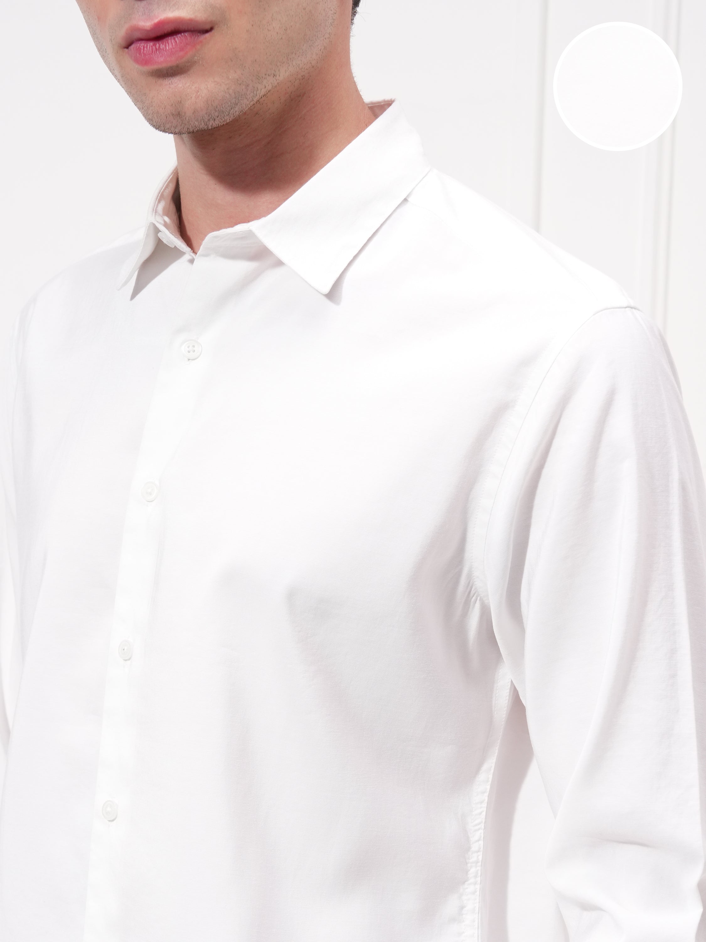 Highlander Men White Solid Slim Fit Casual Shirt - White - Image 5