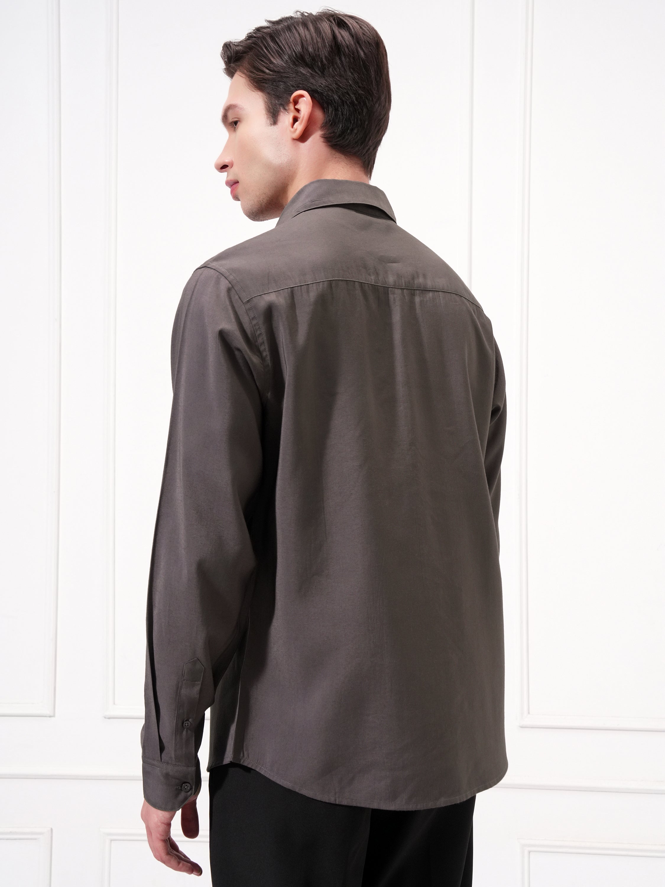 Highlander Men Charcoal Solid Slim Fit Casual Shirt - Charcoal - Image 3