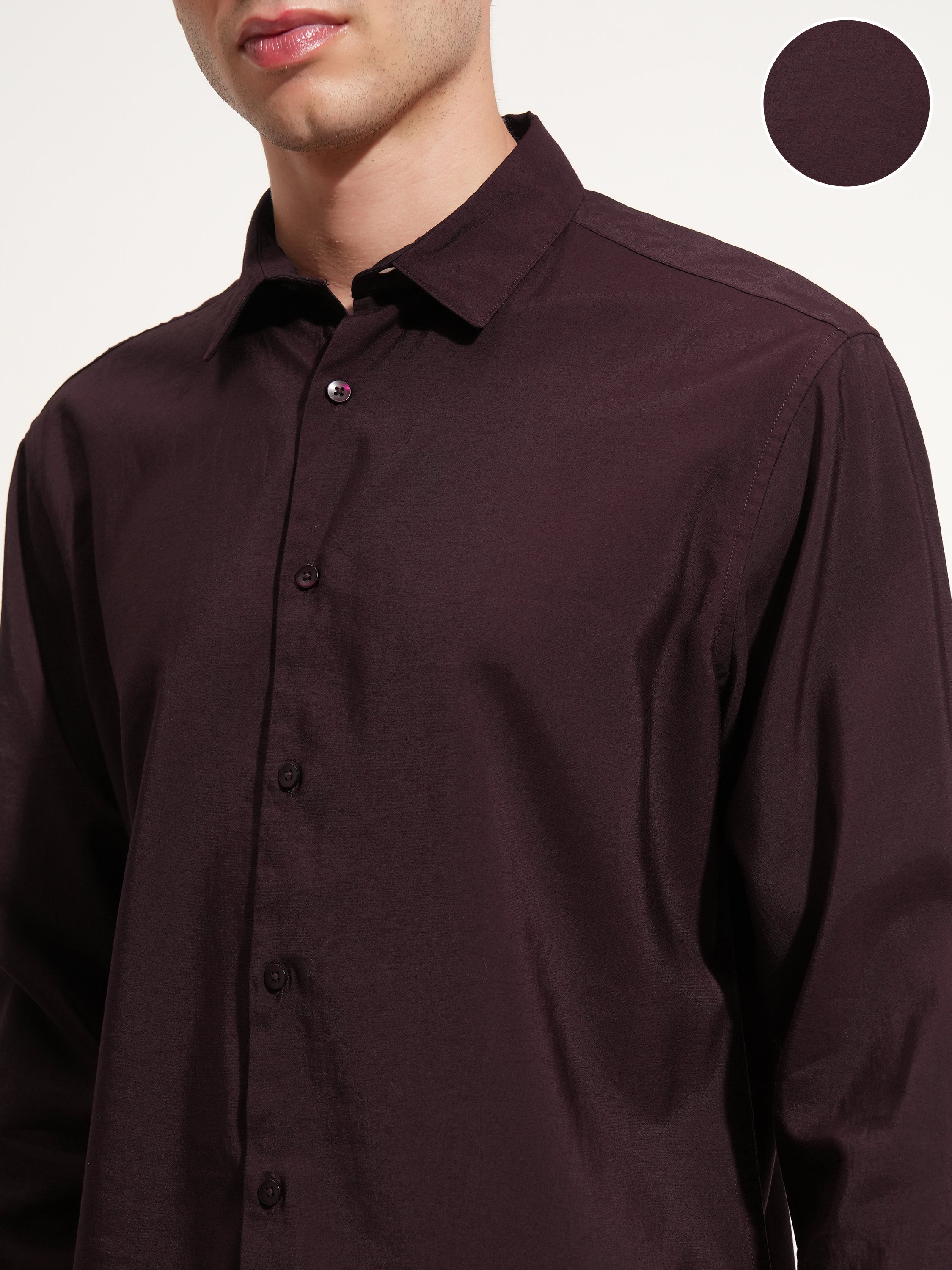 Highlander Men Purple Solid Slim Fit Casual Shirt - Purple - Image 5
