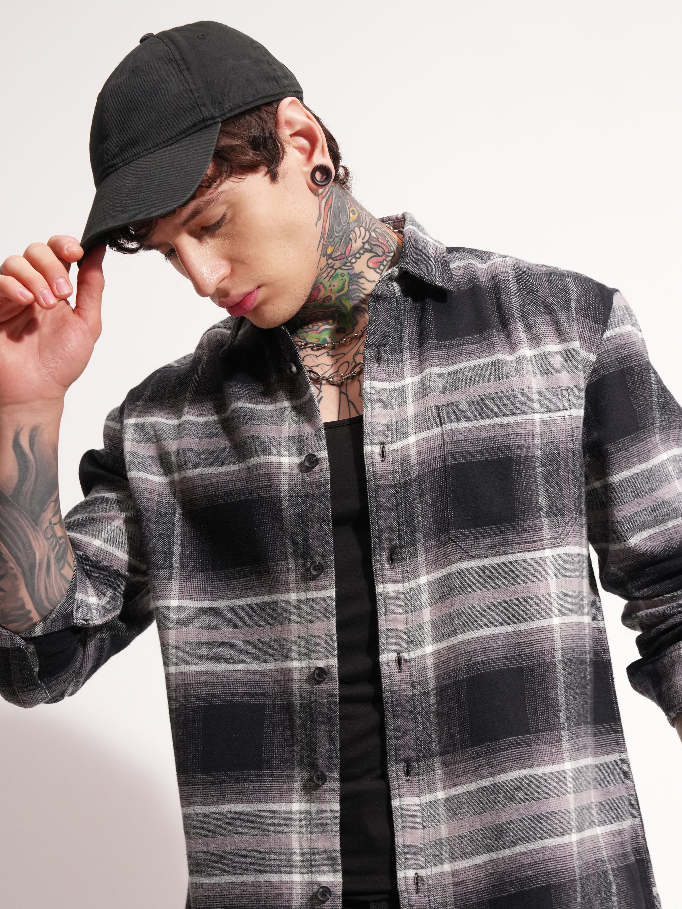 Highlander Men Black Checked Relaxed Fit Casual Shirt - Black - Image 1