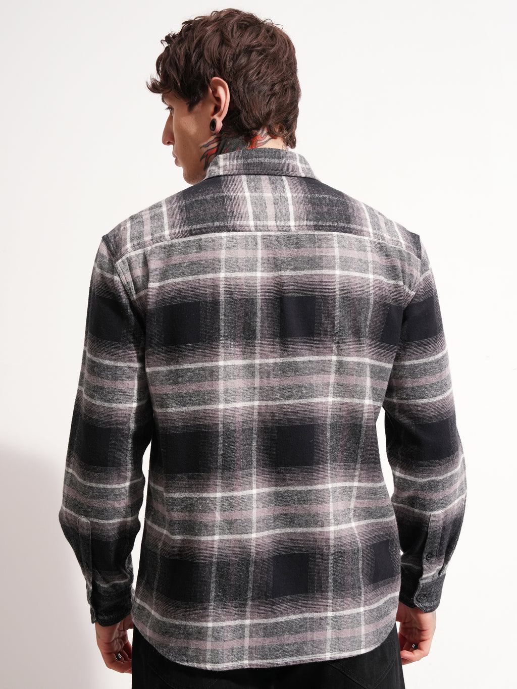 Highlander Men Black Checked Relaxed Fit Casual Shirt - Black - Image 3