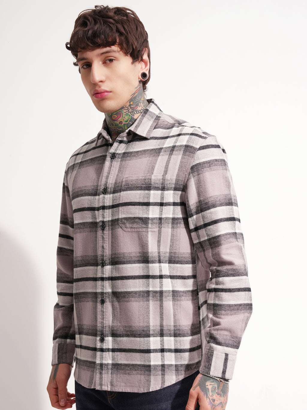 Highlander Men Black Checked Relaxed Fit Casual Shirt - Black - Image 4
