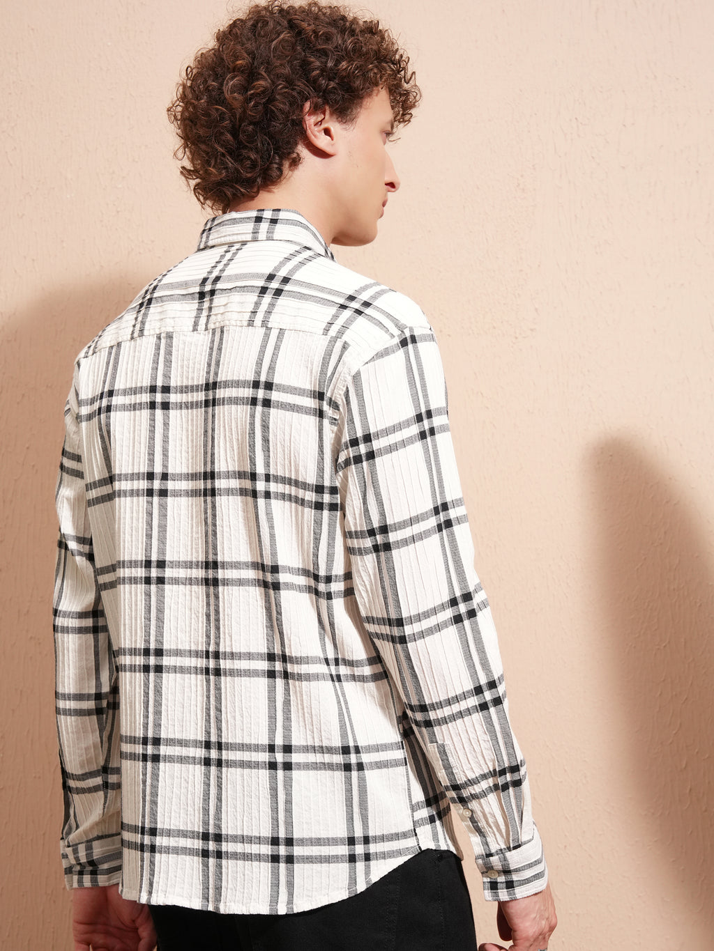 Highlander Men Cream Checked Relaxed Fit Casual Shirt - Cream - Image 3