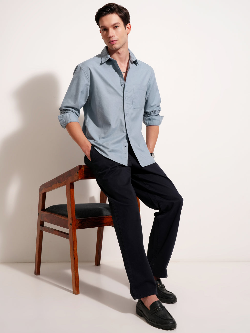 Highlander Men Blue Solid Relaxed Fit Casual Shirt - Blue - Image 2