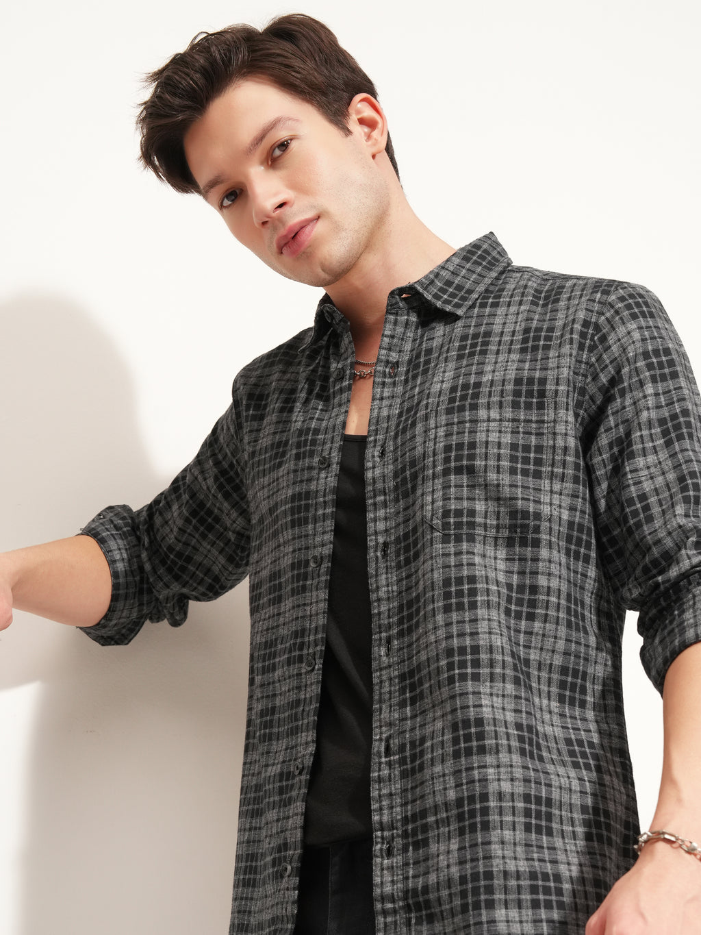 Highlander Men Black Checked Slim Fit Casual Shirt - Black - Image 1