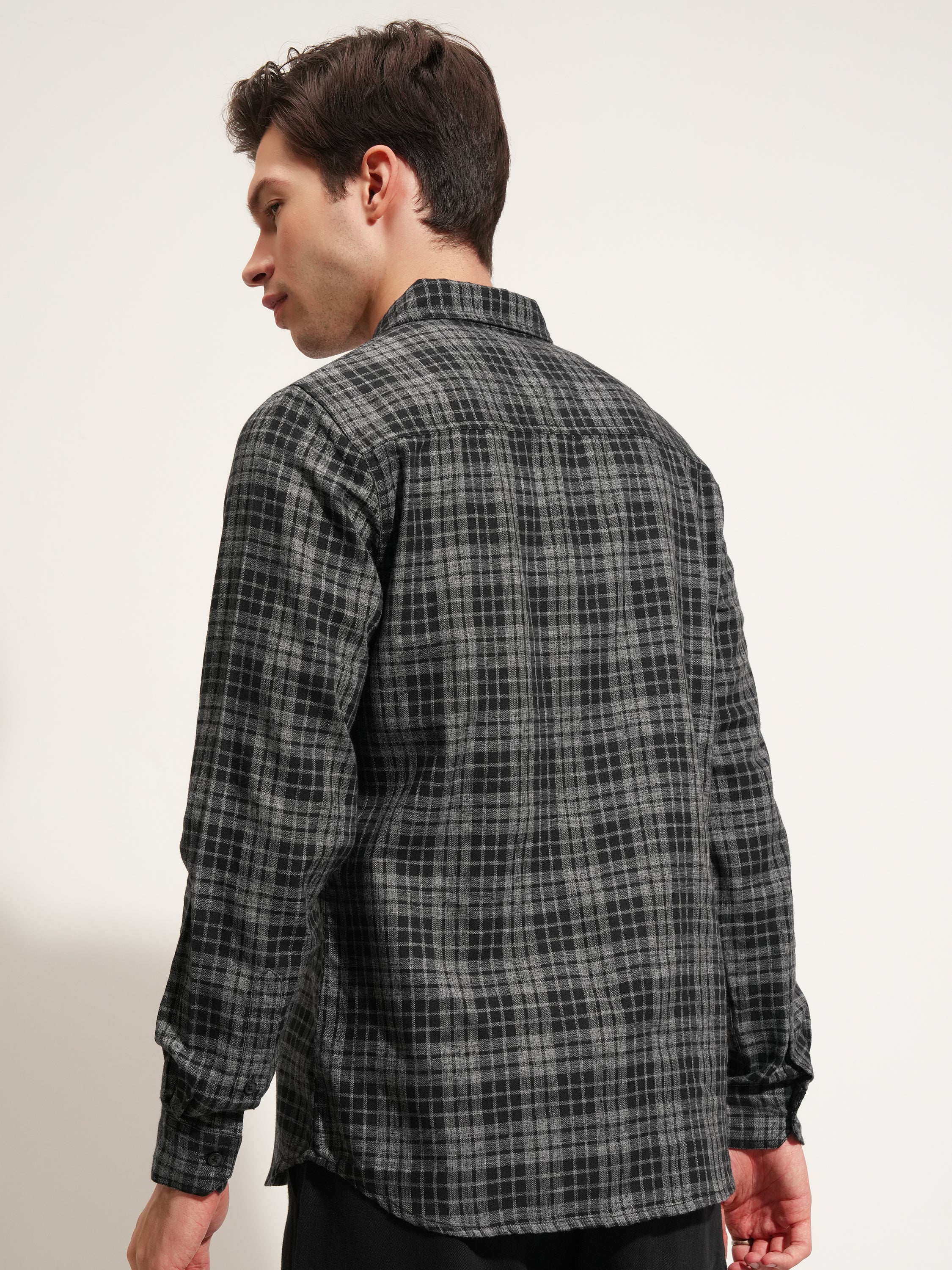 Highlander Men Black Checked Slim Fit Casual Shirt - Black - Image 3