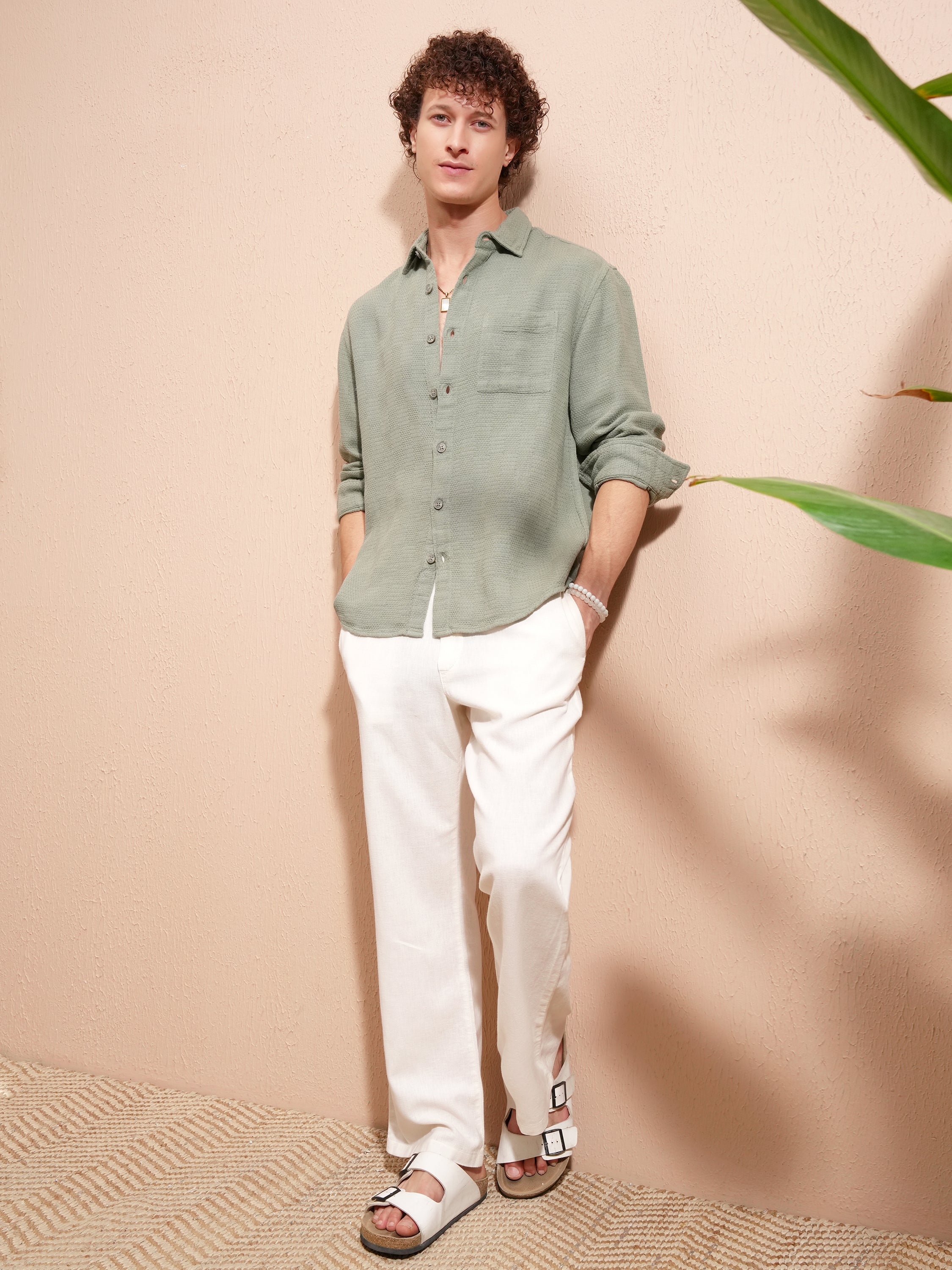 Highlander Men Green Solid Relaxed Fit Casual Shirt - Green - Image 2