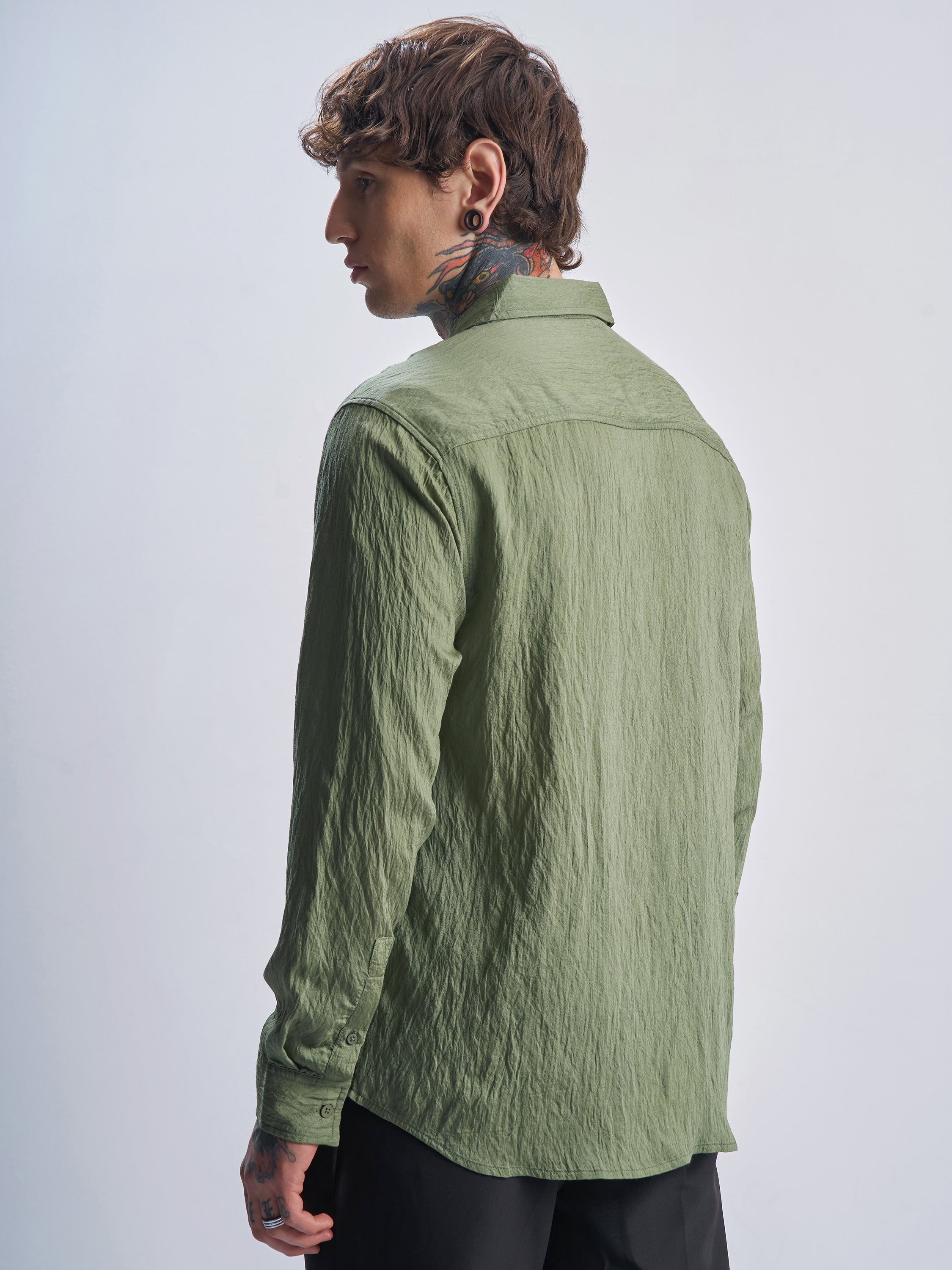 Highlander Men Green Crushed Relaxed Fit Casual Shirt - Green - Image 3