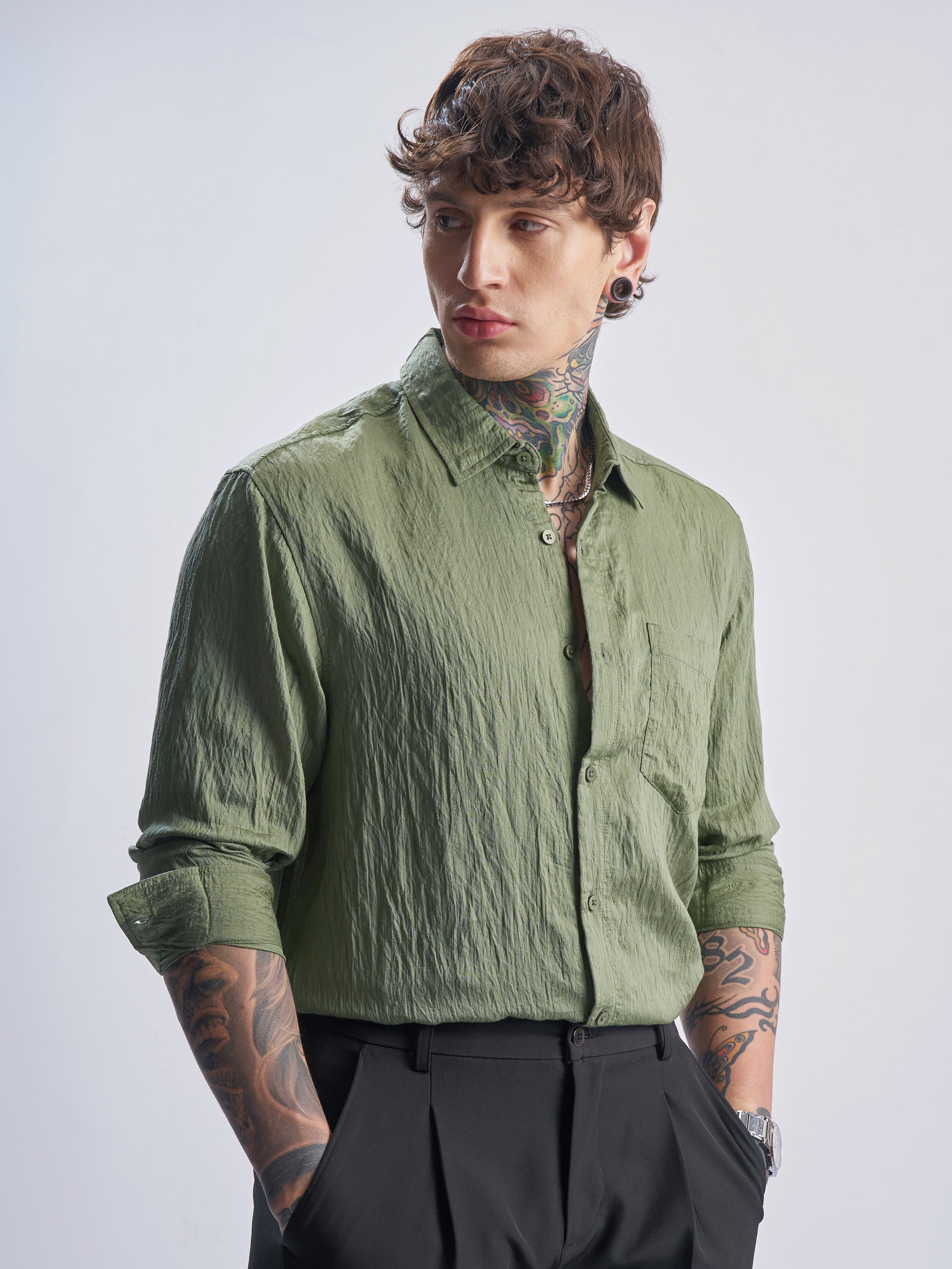 Highlander Men Green Crushed Relaxed Fit Casual Shirt - Green - Image 6