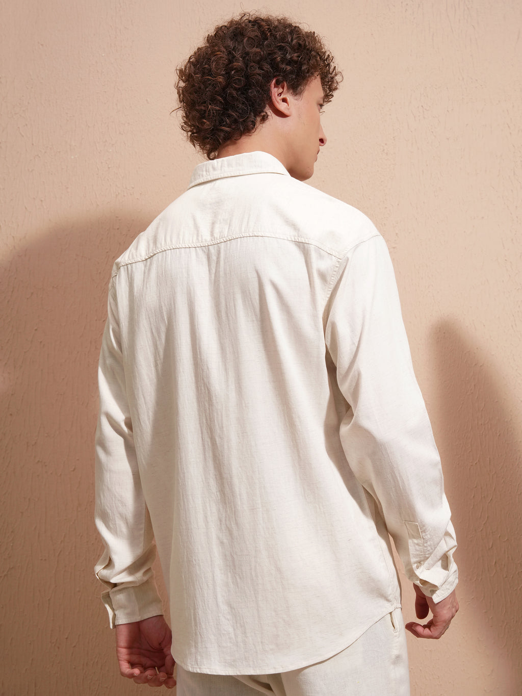 Highlander Men Cream Solid Relaxed Fit Casual Shirt - Cream - Image 3