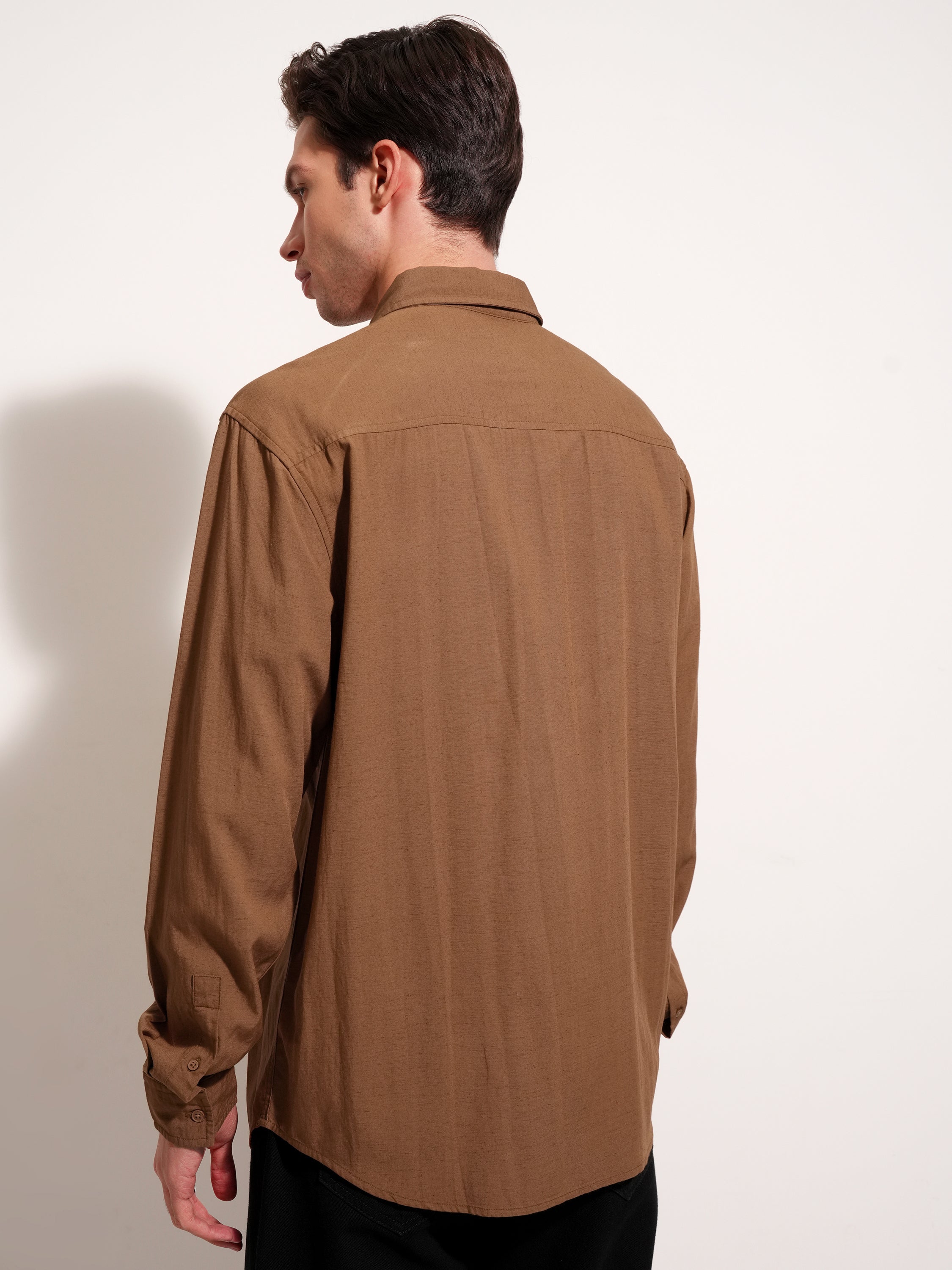 Highlander Men Brown Solid Relaxed Fit Casual Shirt - Brown - Image 3