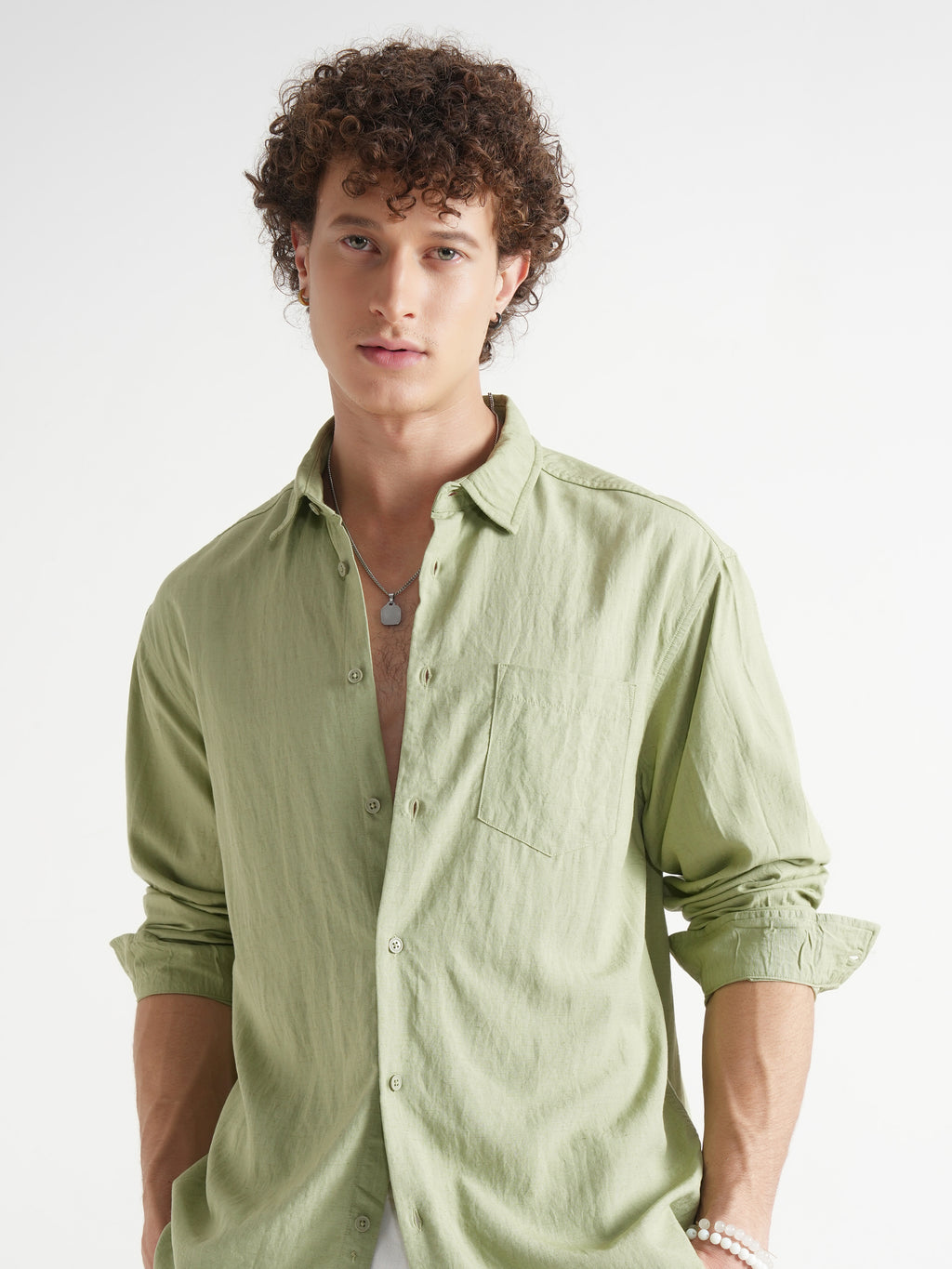 Highlander Men Green Self Design Relaxed Fit Casual Shirt - Green - Image 1