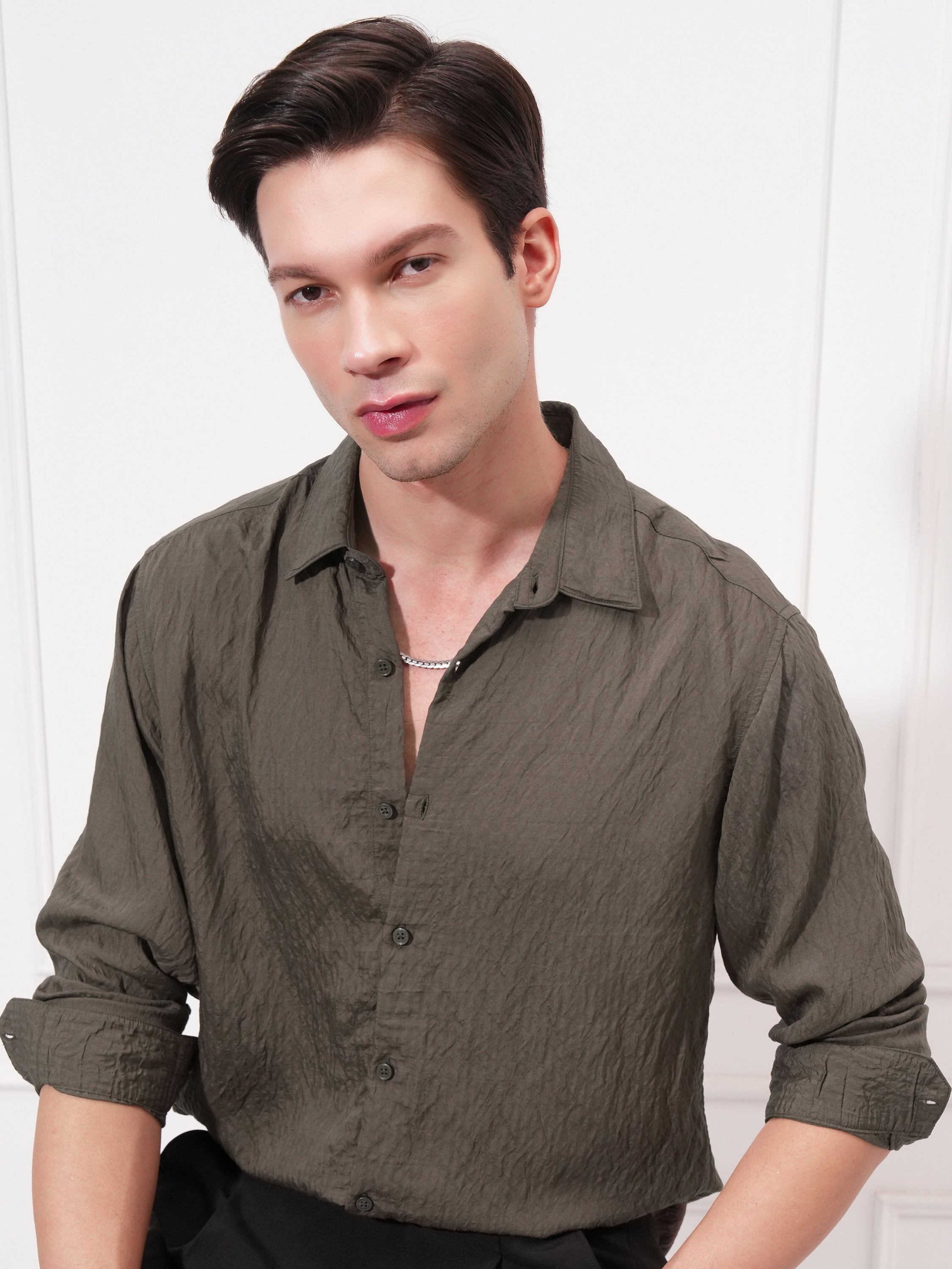 Highlander Men Olive Self Design Slim Fit Casual Shirt - Olive - Image 1