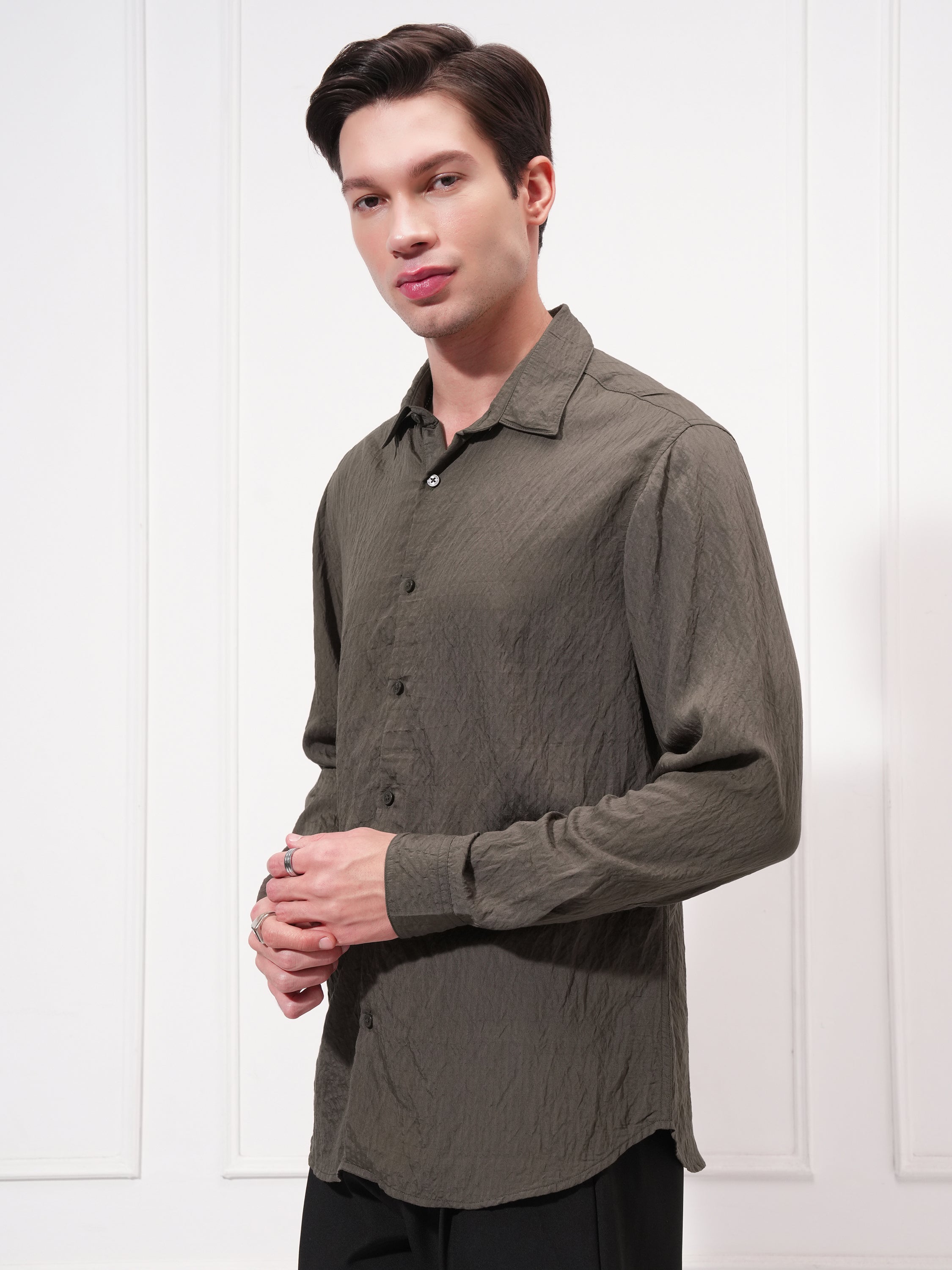 Highlander Men Olive Self Design Slim Fit Casual Shirt - Olive - Image 4