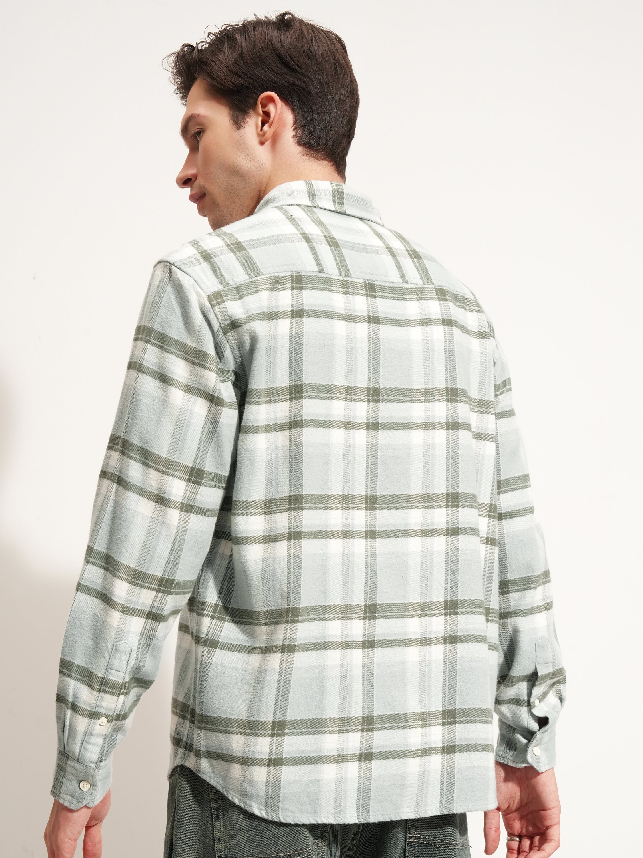Highlander Men Blue Checked Relaxed Fit Casual Shirt - Blue - Image 3