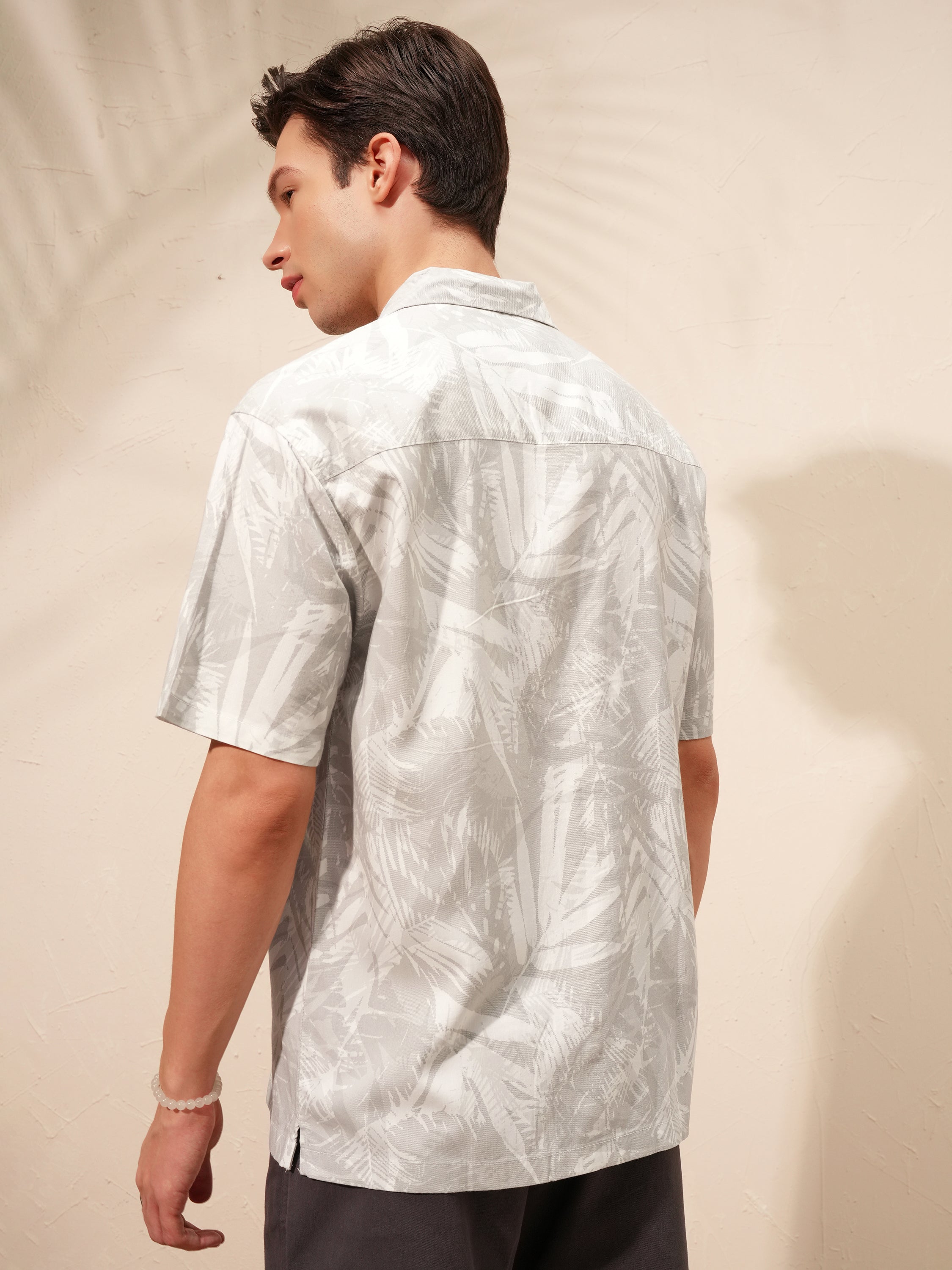 Highlander Men Grey Printed Relaxed Fit Casual Shirt - Grey - Image 3