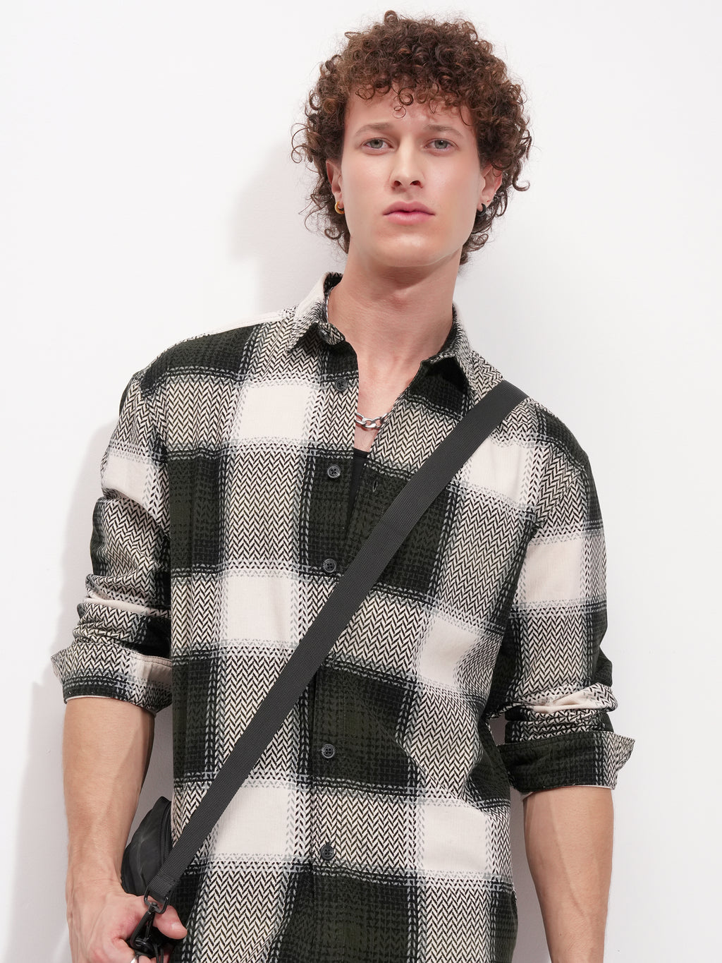 Highlander Men Black Checked Relaxed Fit Casual Shirt - Black - Image 1