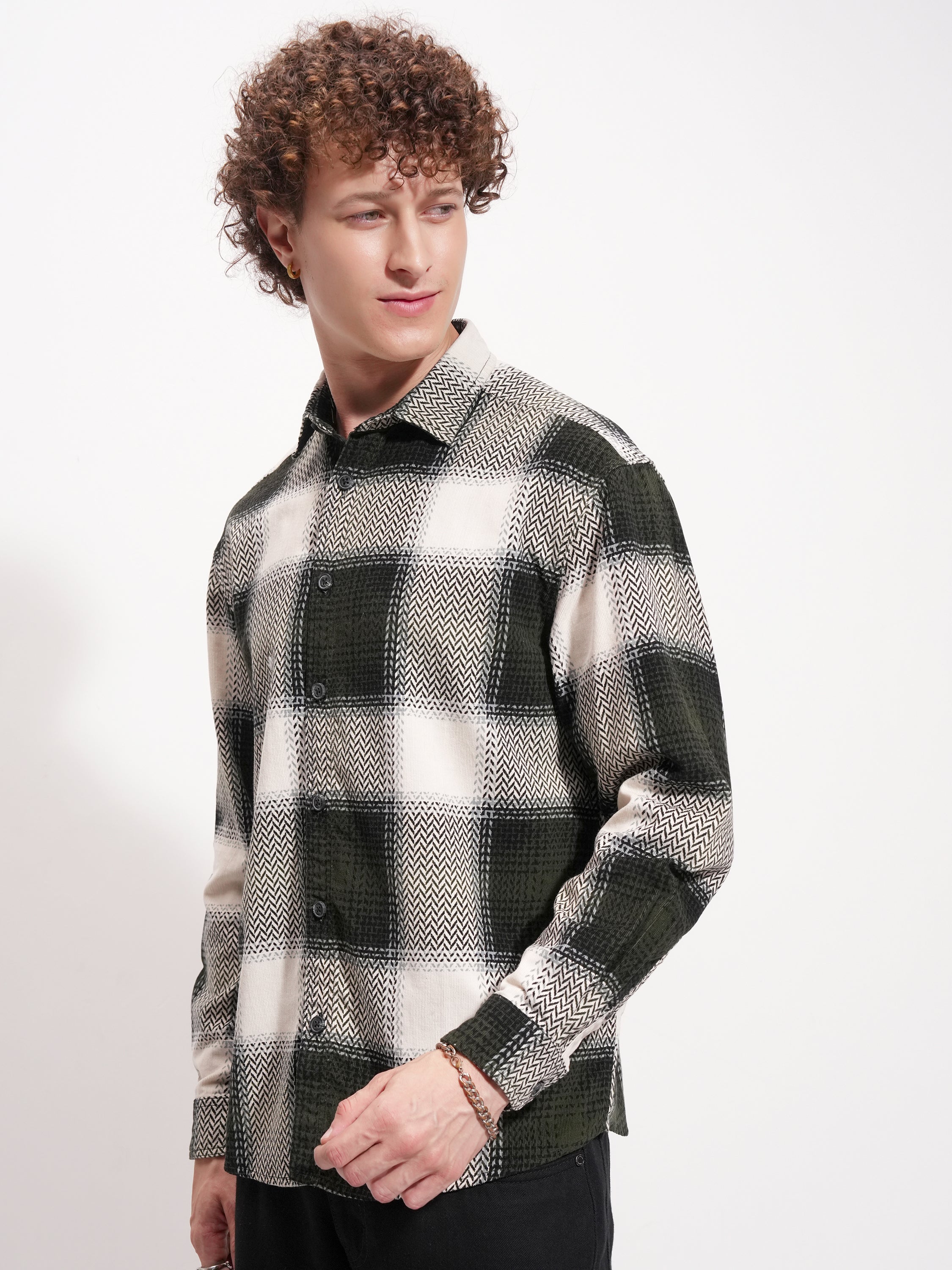 Highlander Men Black Checked Relaxed Fit Casual Shirt - Black - Image 4